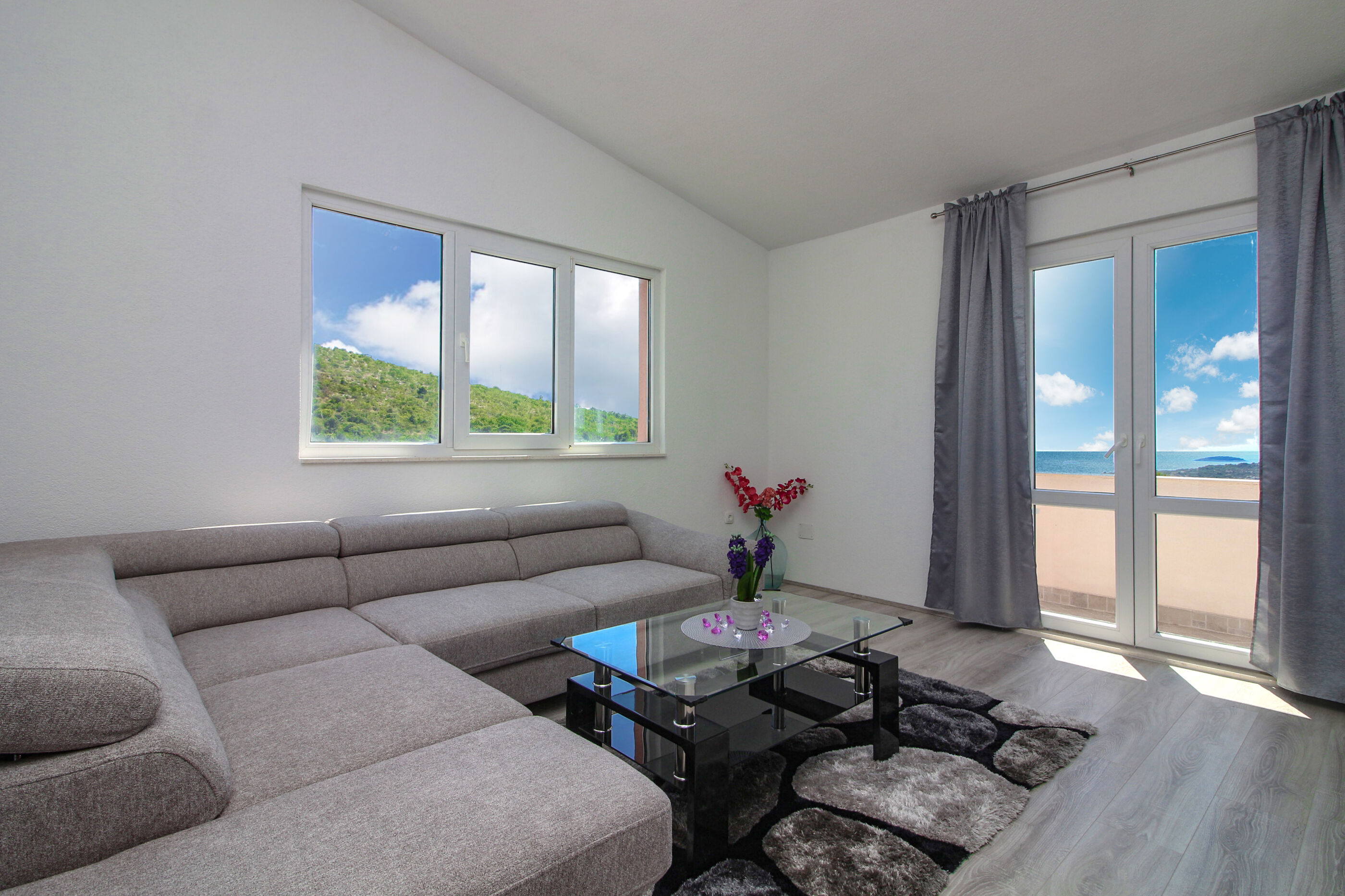 Apartment Conte Cikara 78621-A1