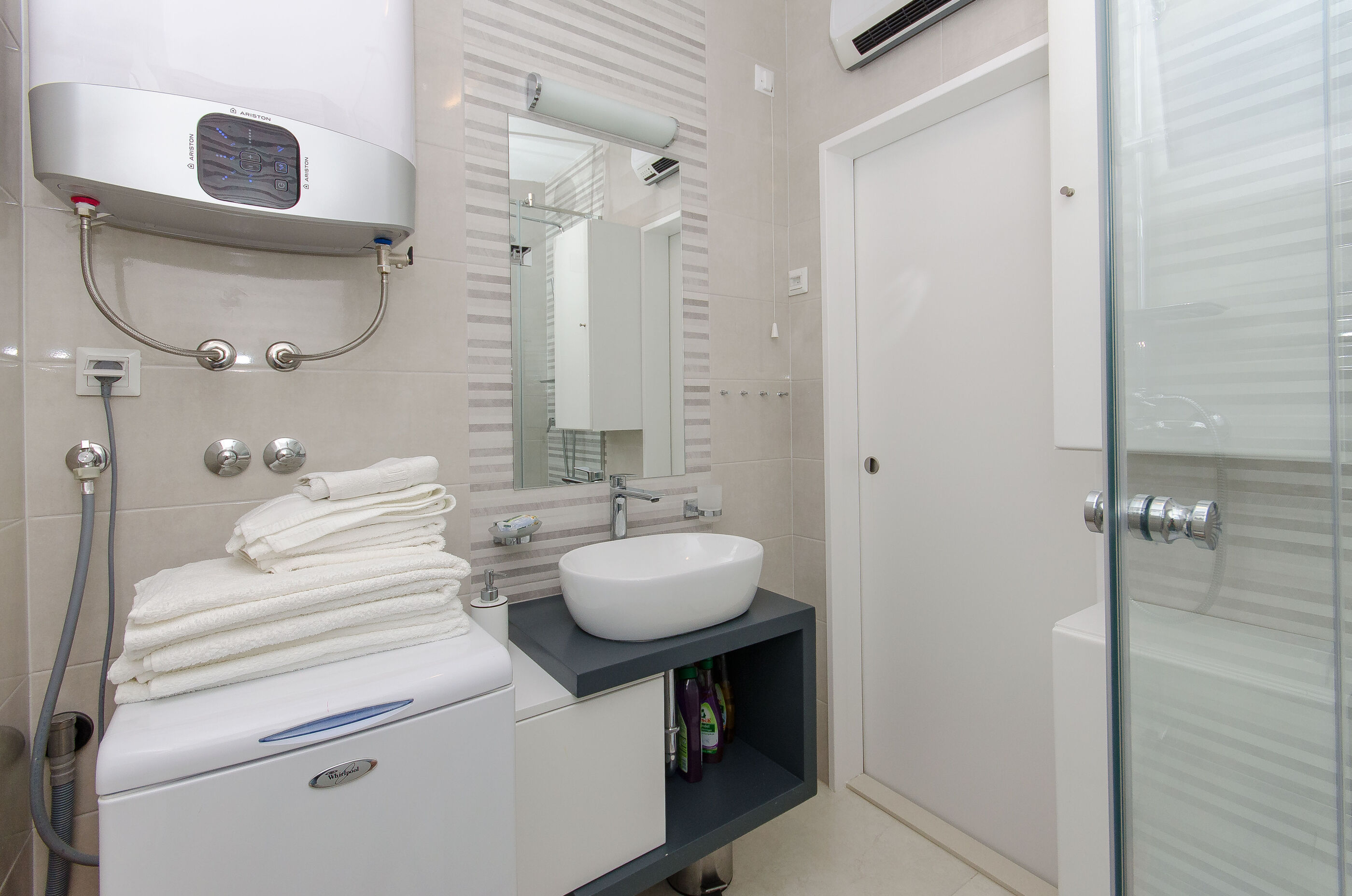 Apartment Sreta 31031-A1