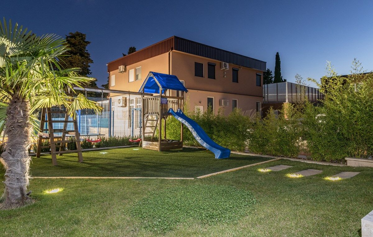 Villa Istrakamen 73847-K1