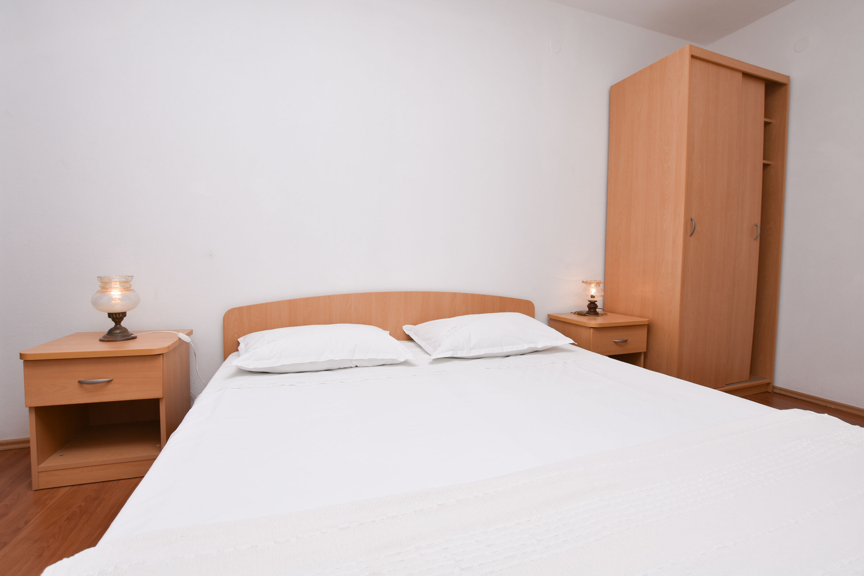 Apartments and Room Kiko 40479-A2