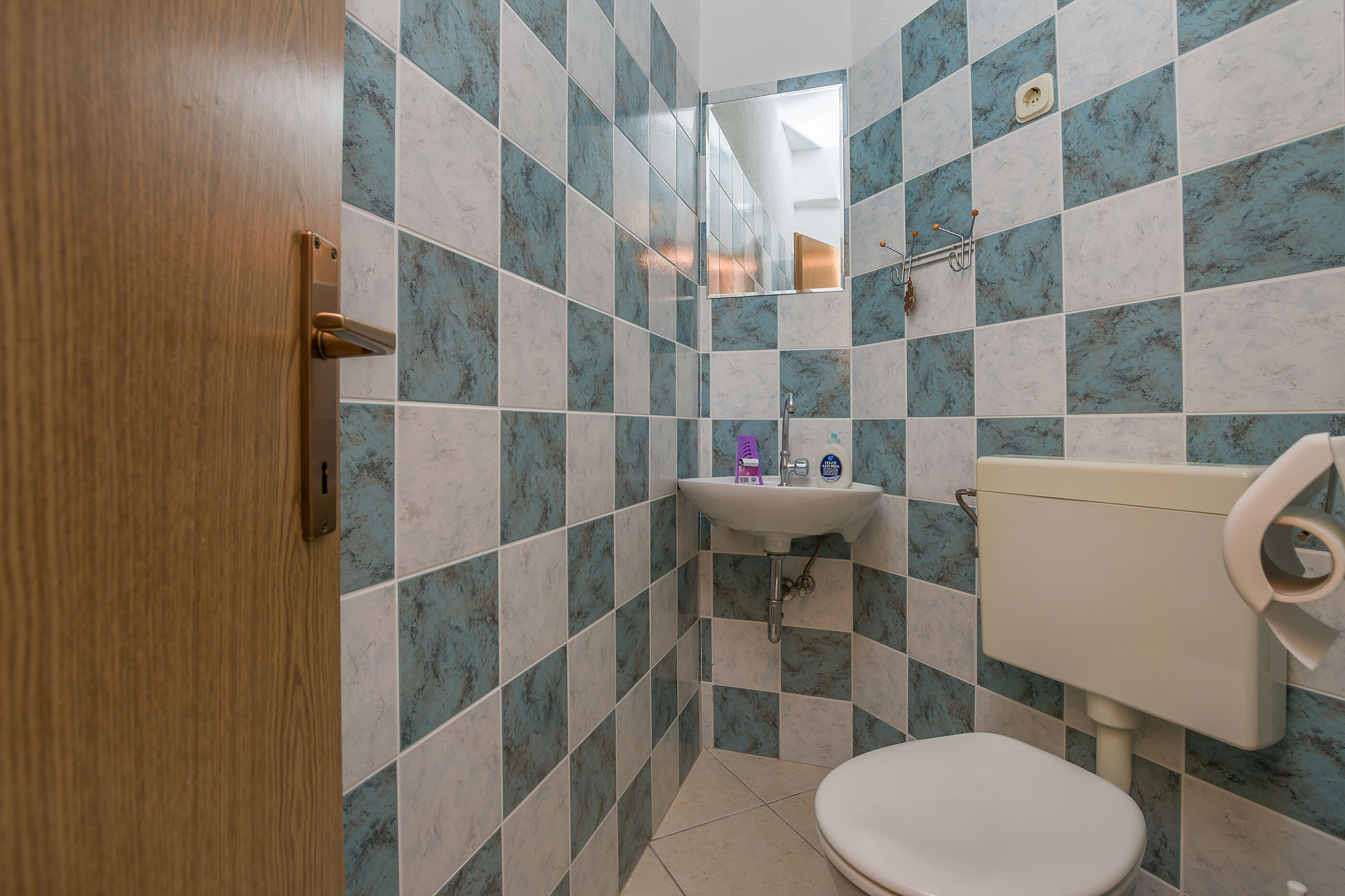 Apartments Dragana 15411-A1