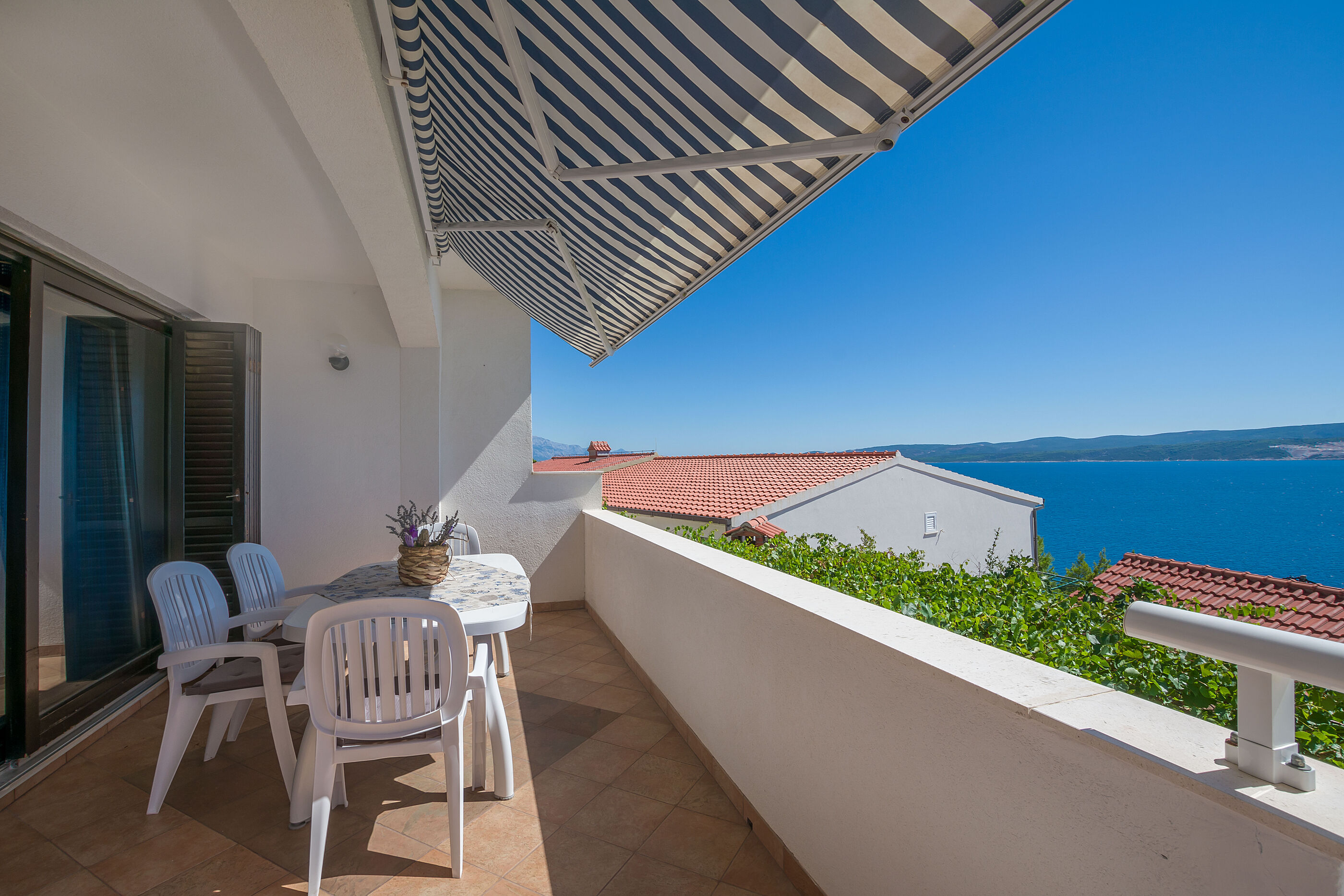 Apartments Dragana 15411-A1