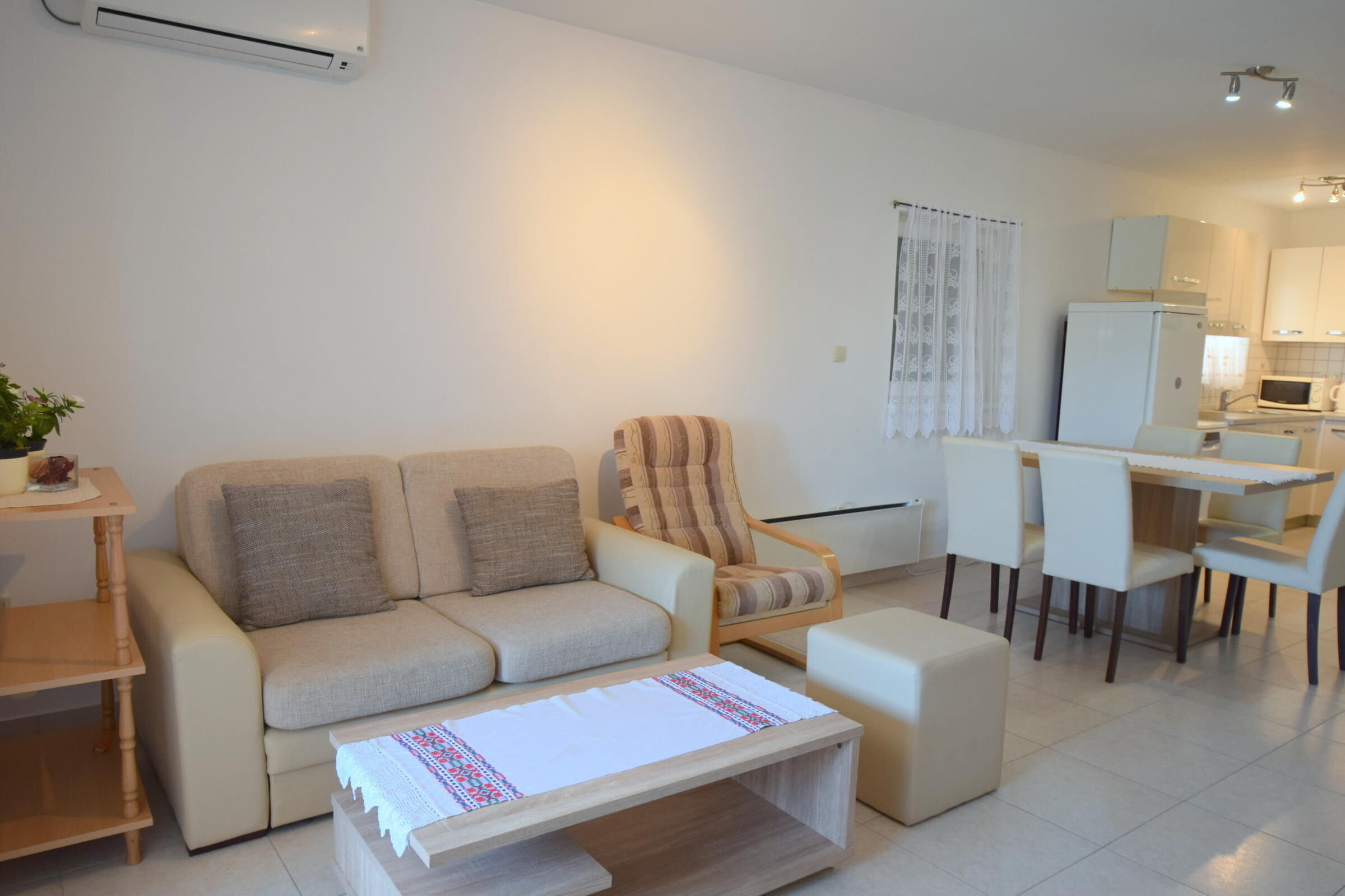 Apartments Marjolovic 62157-A1