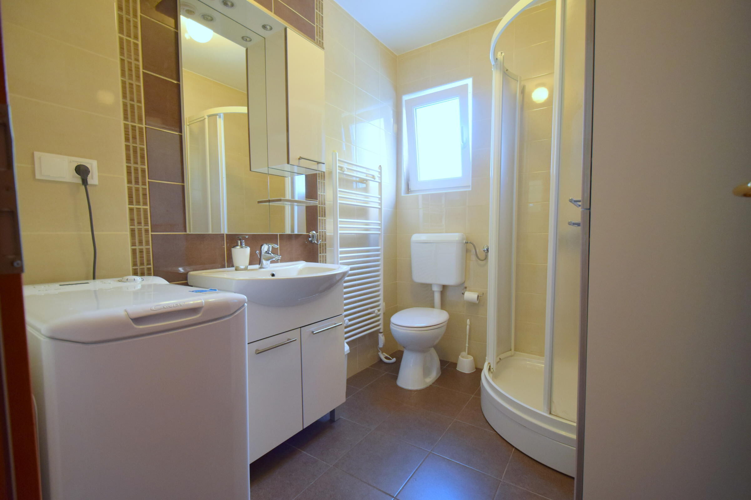 Apartments Marjolovic 62157-A2