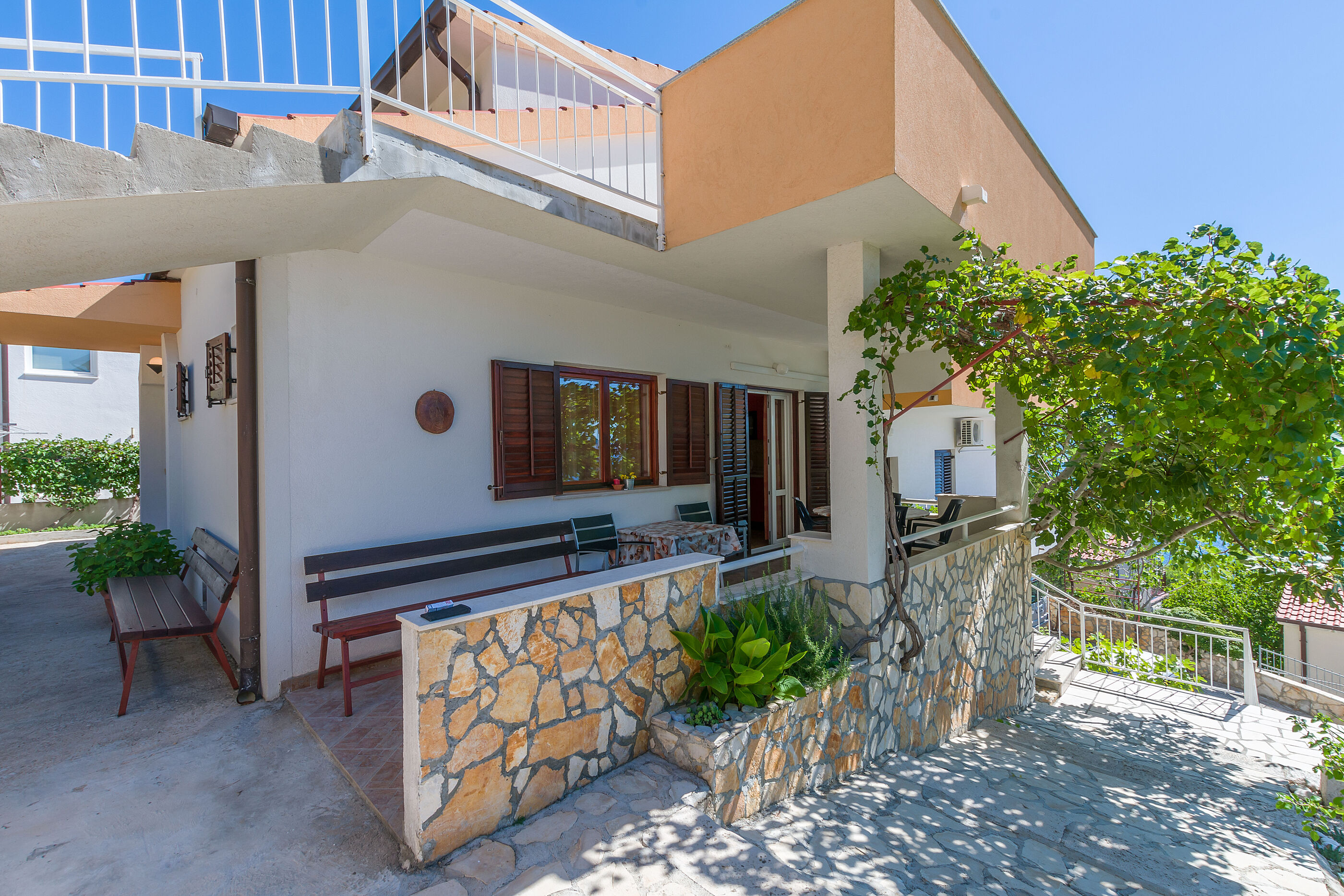 Apartments Dragana 15411-A2