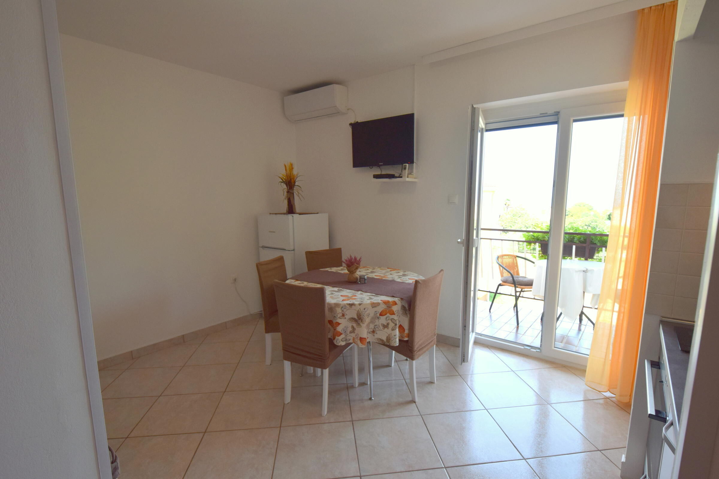 Apartments Josipa 62002-A4