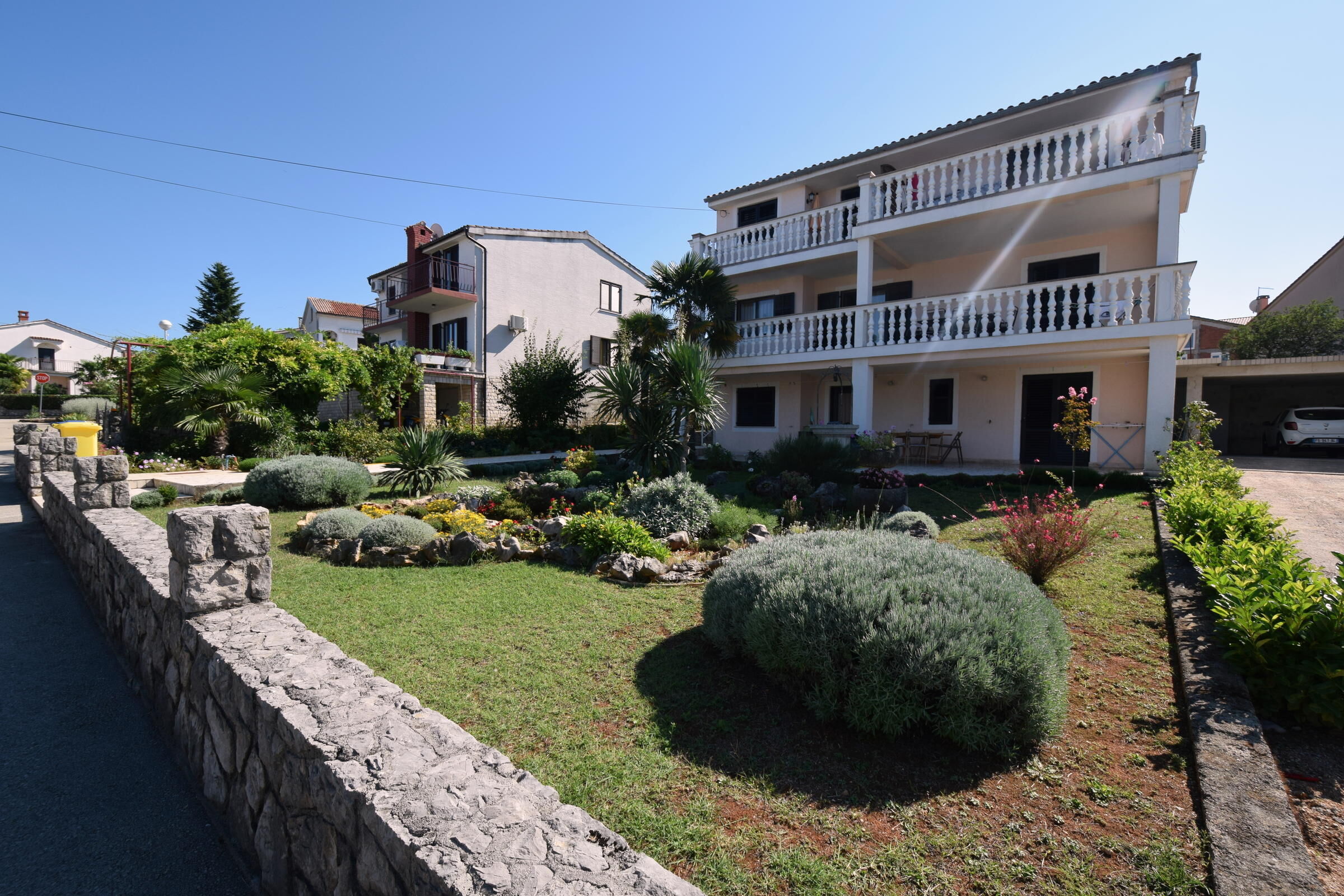 Apartments Marinela 62232-A2