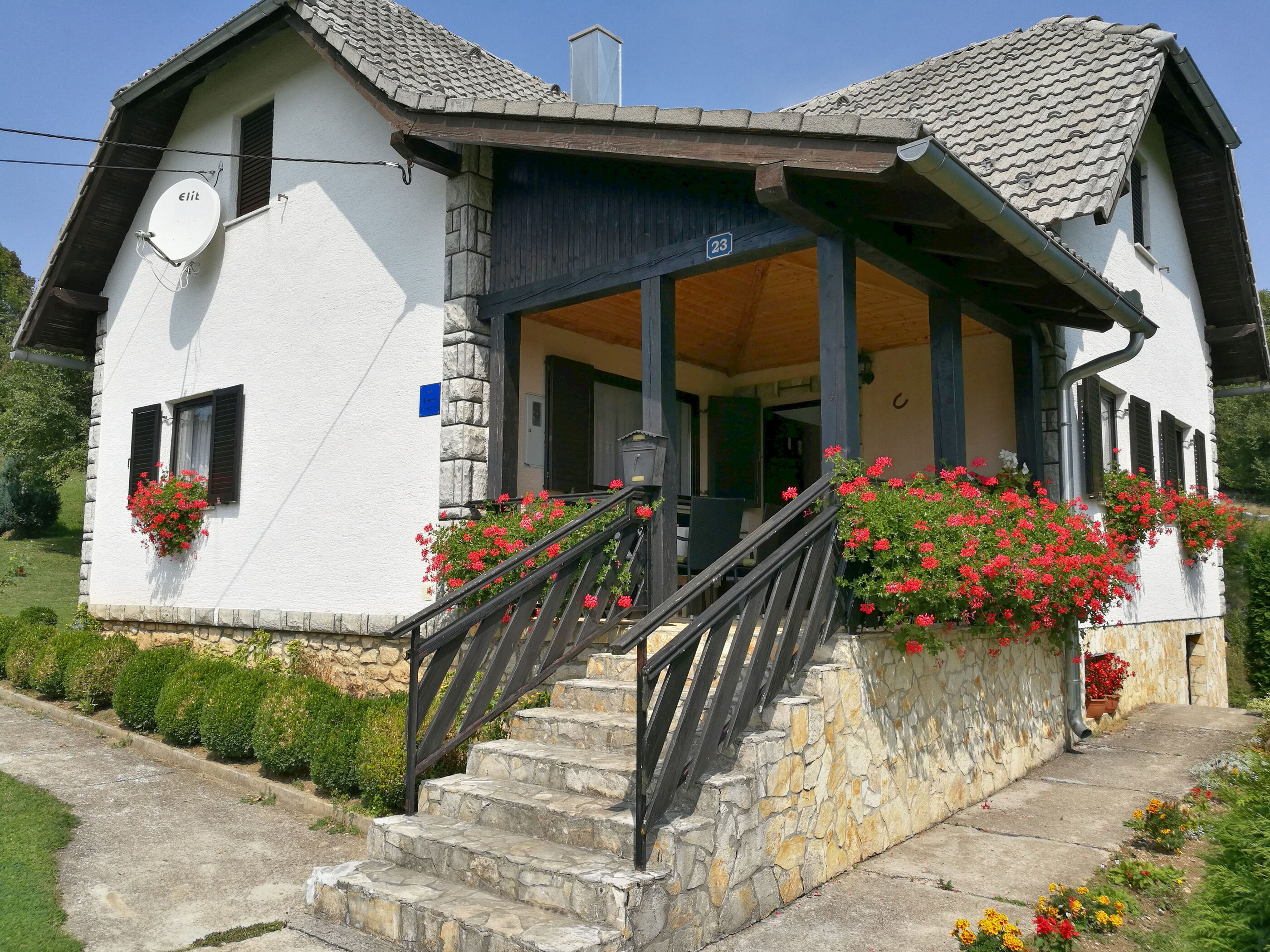 House Marica 81051-K1