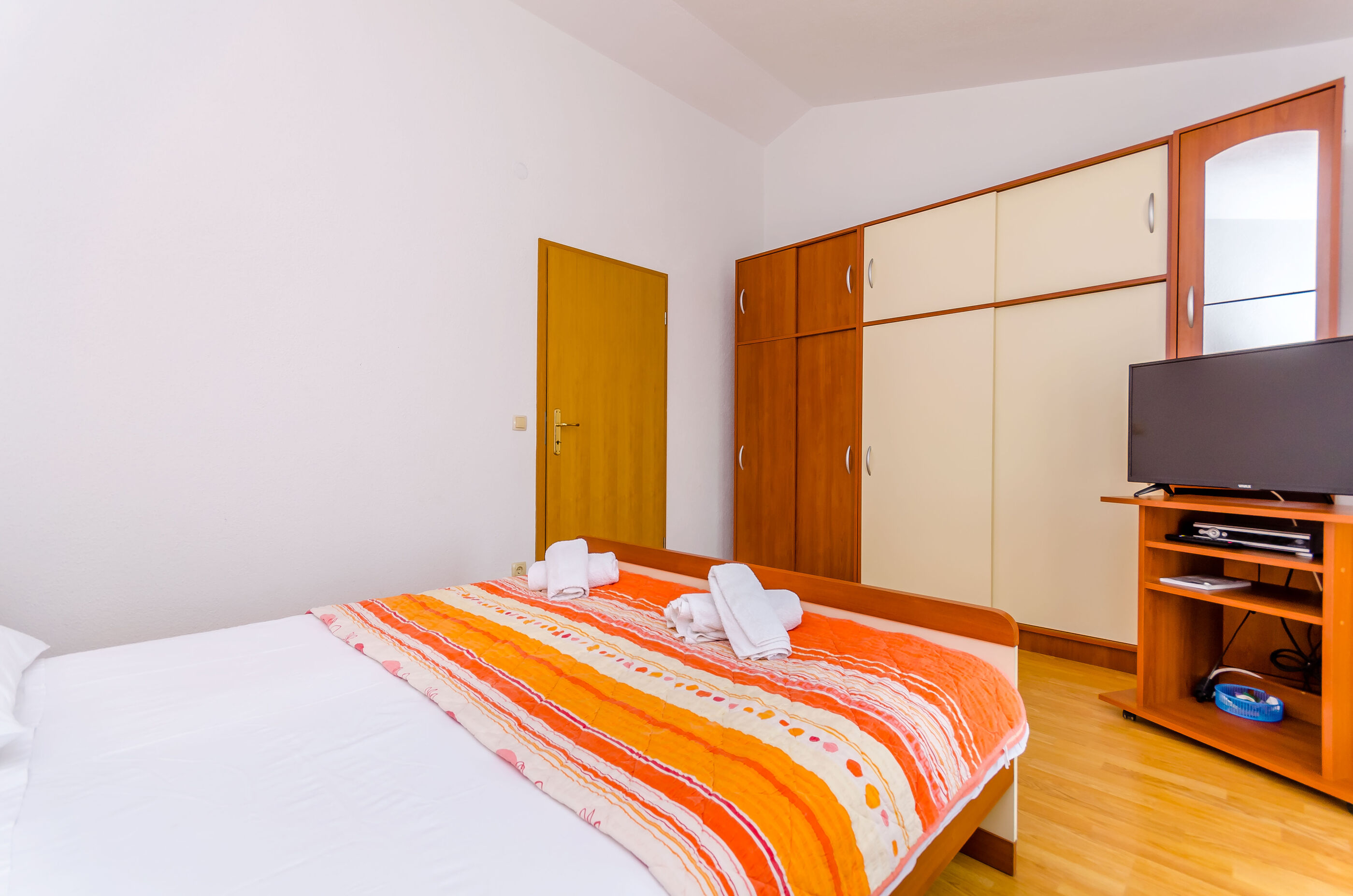 Apartments Tily 78561-A4