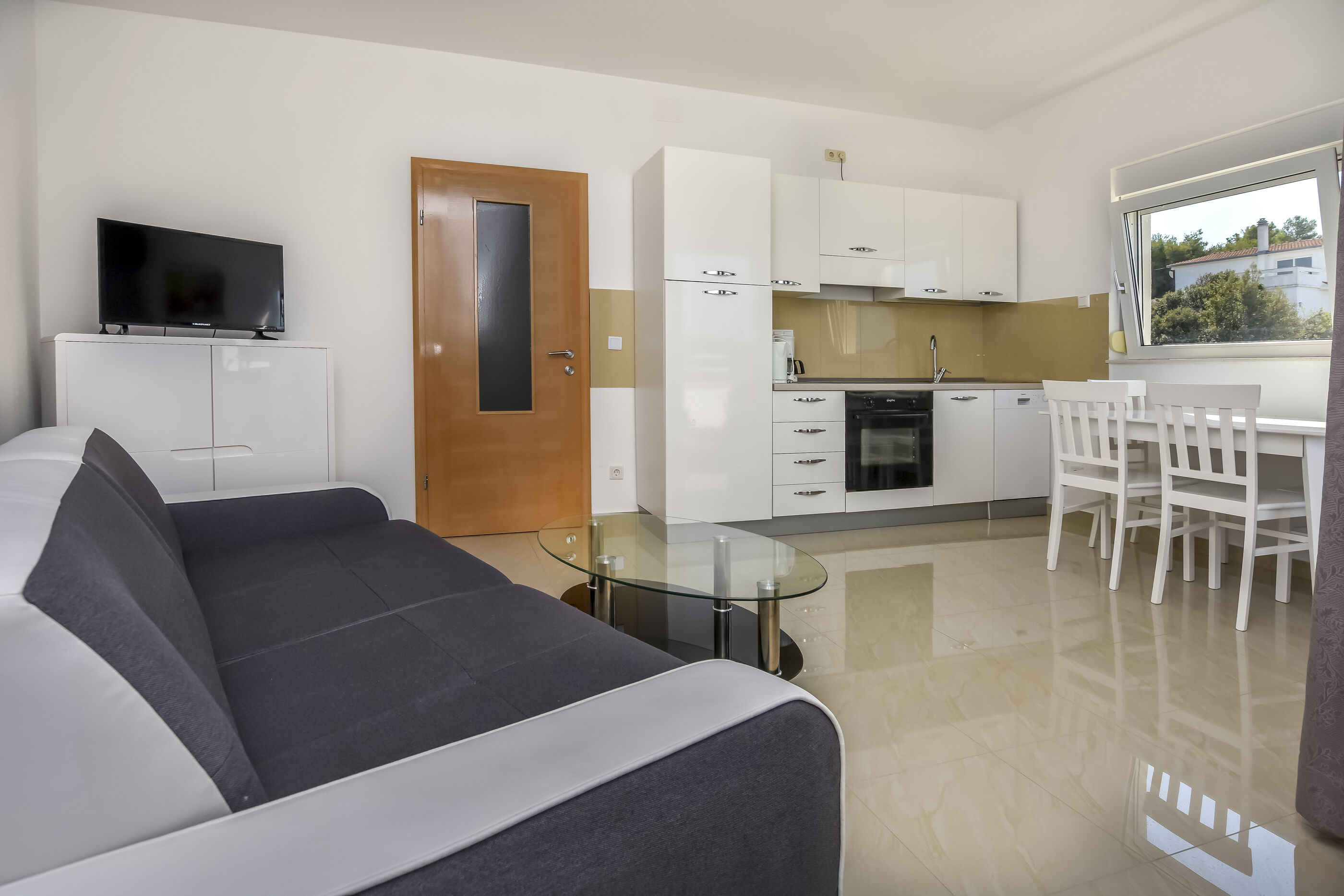 Apartments Vito 79101-A3