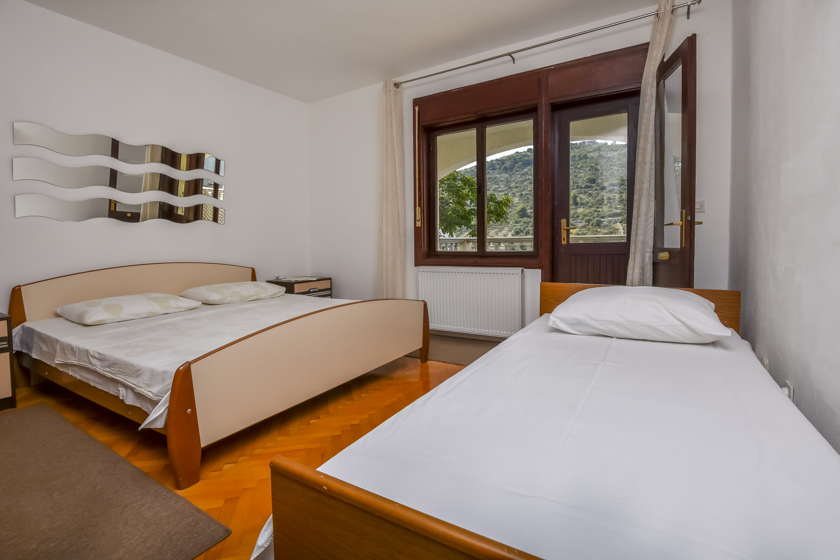 Apartments JureG 76171-A1