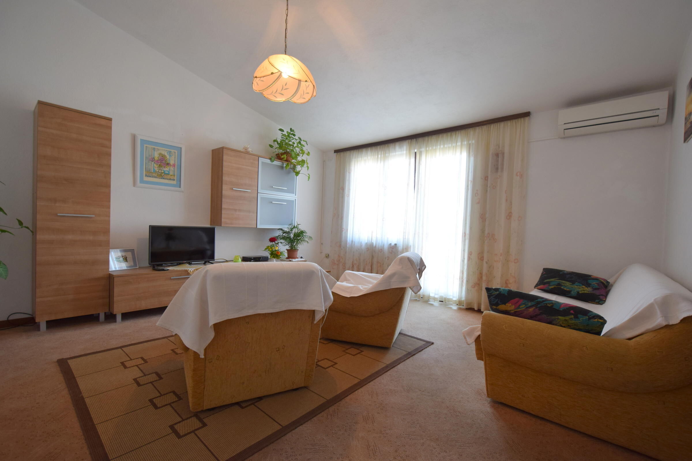 Apartment Milica 62233-A1
