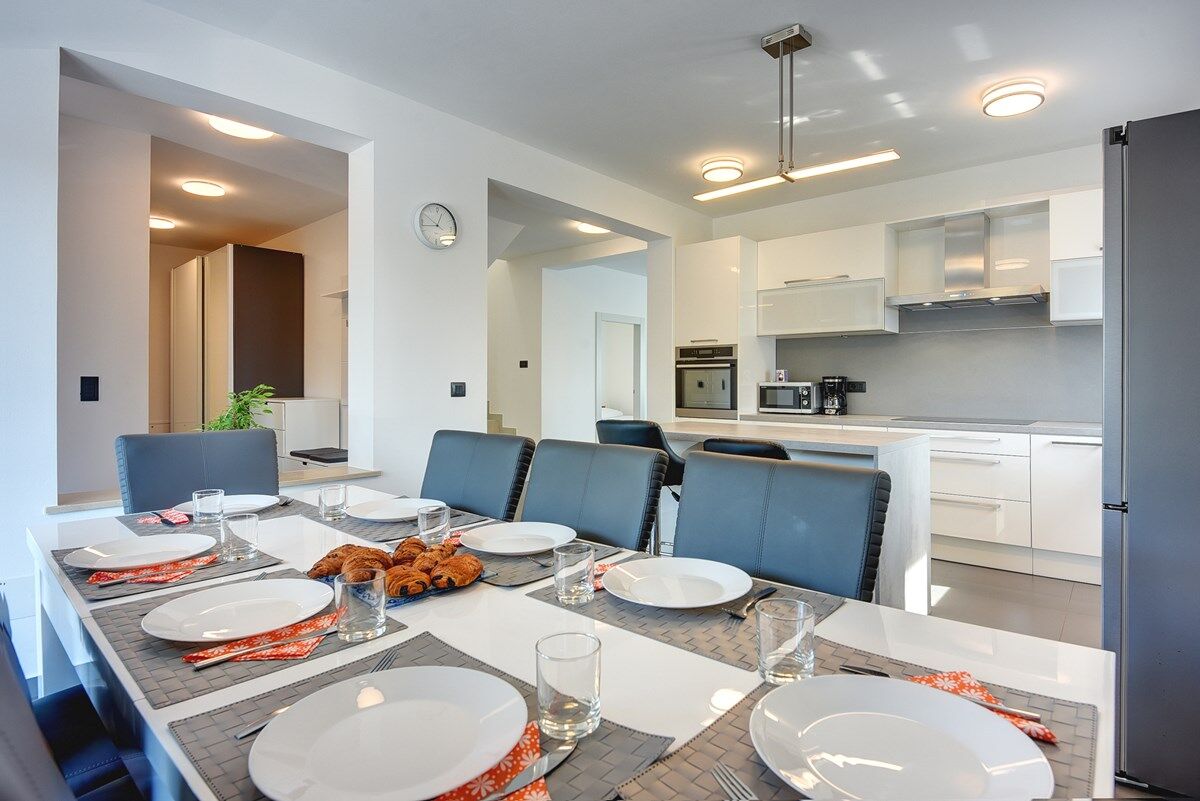 Villa Grande T&D 74185-K1