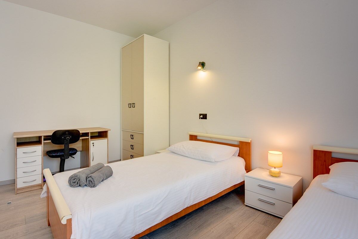 Villa Grande T&D 74185-K1