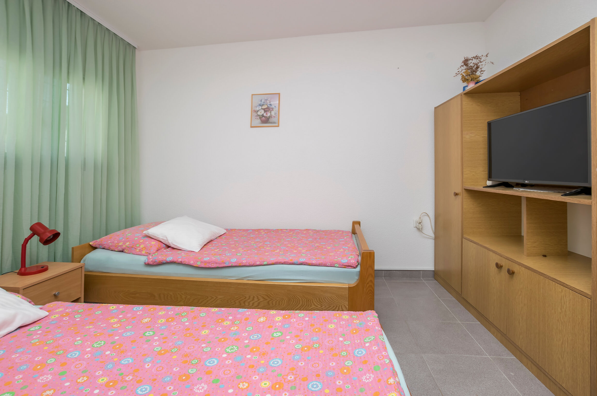 Apartments Green Street 69121-A2