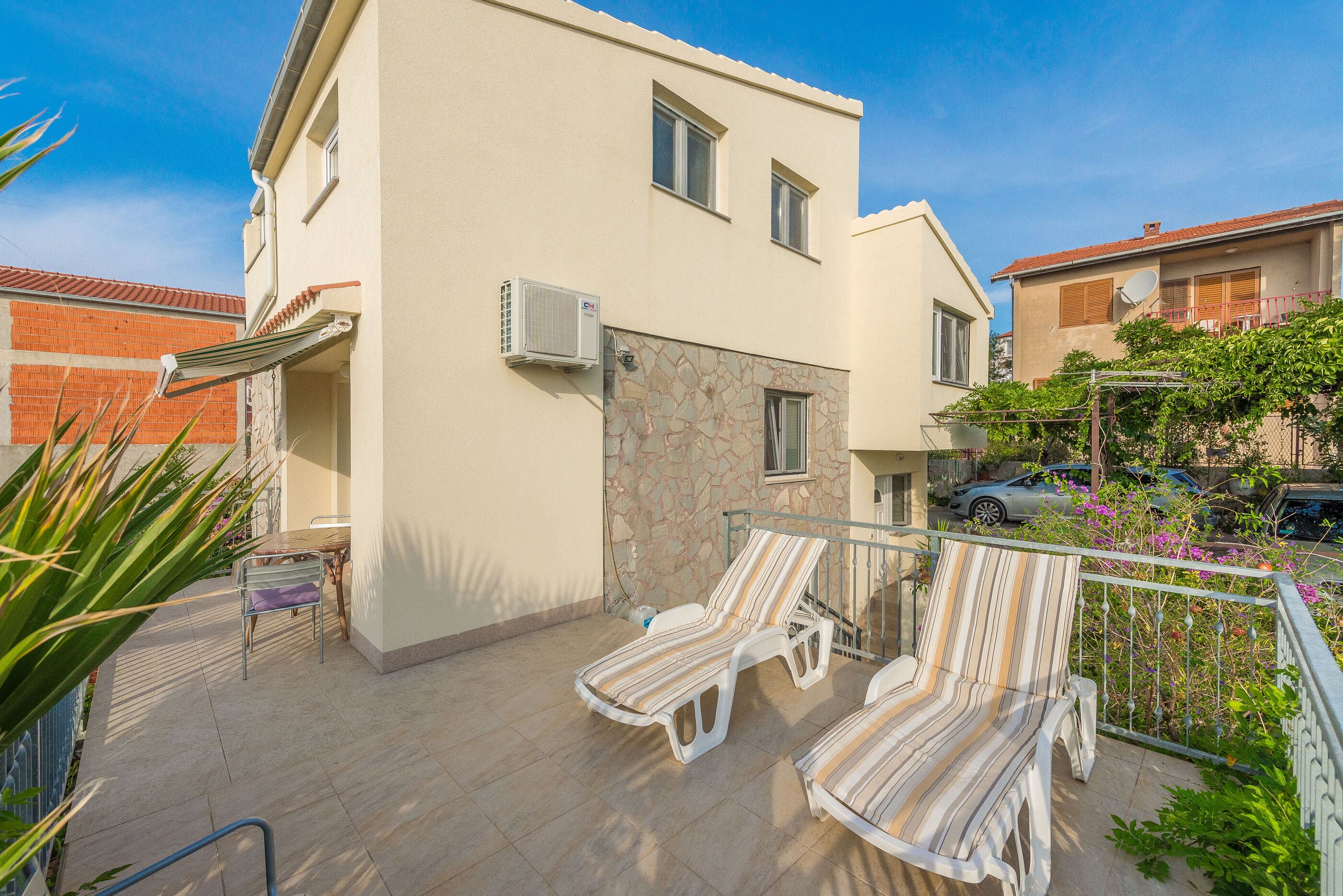 Apartments Branko 38631-A2
