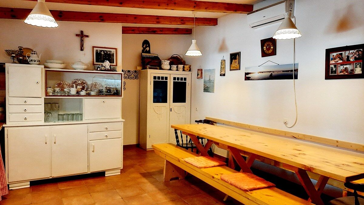House Ivonne 73714-A2
