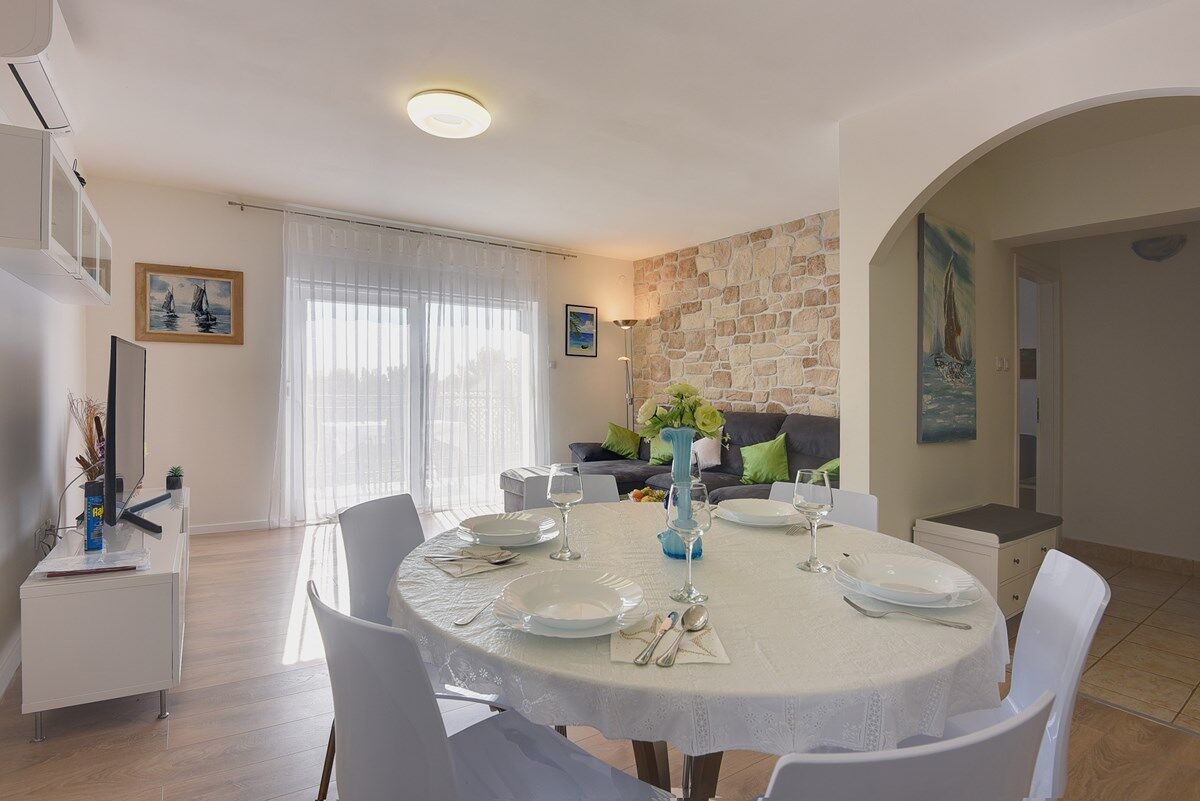 Casa Zajec 16094-A1