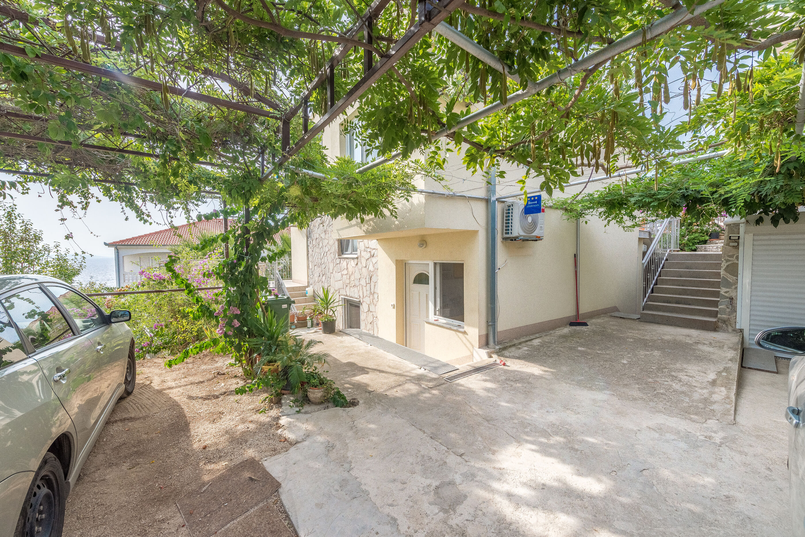 Apartments Branko 38631-A1