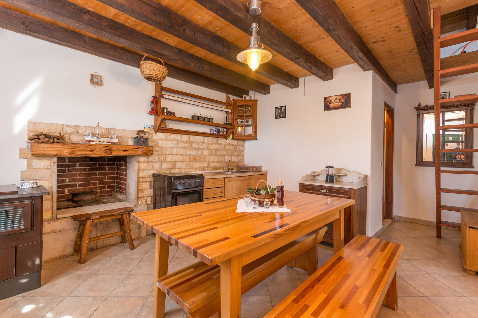 House Jure 14581-K1