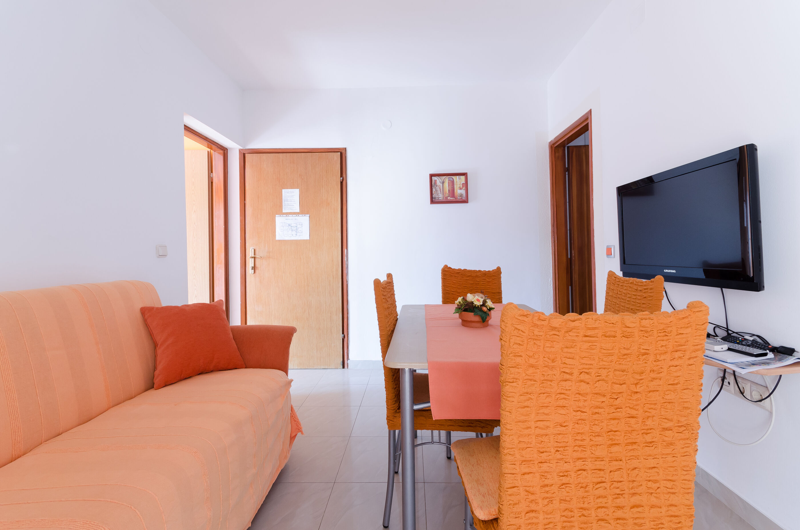 Apartments Helena 86681-A2