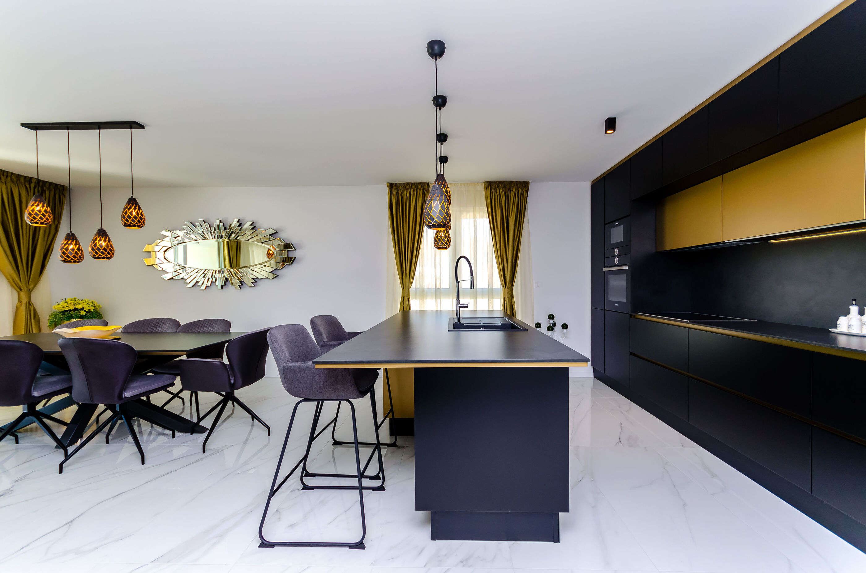 Apartments Crystal Luxury 79251-A1