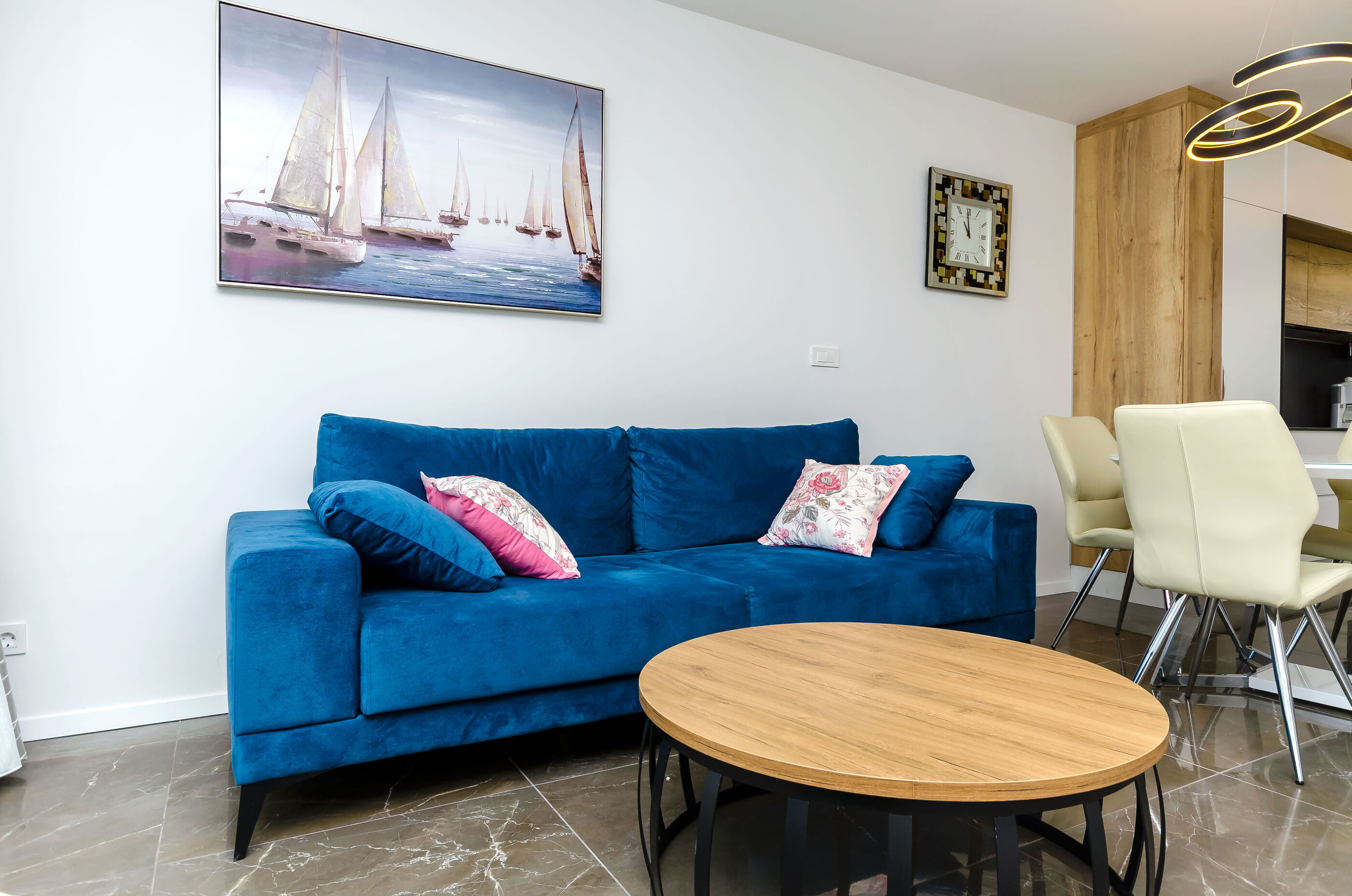 Apartments Crystal Luxury 79251-A2