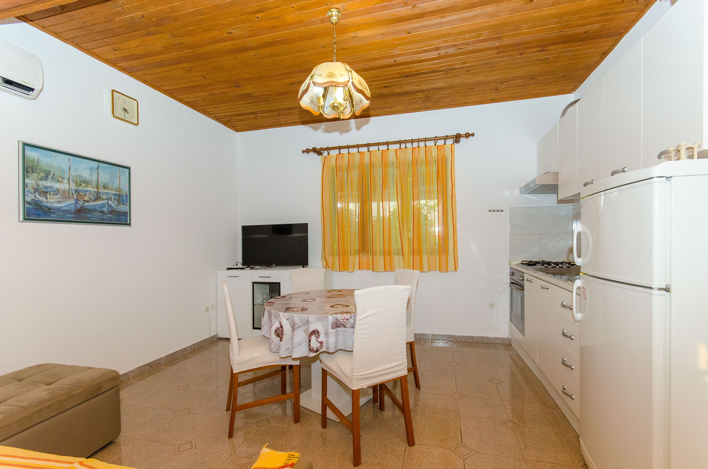 Apartments Marinko 37171-A2