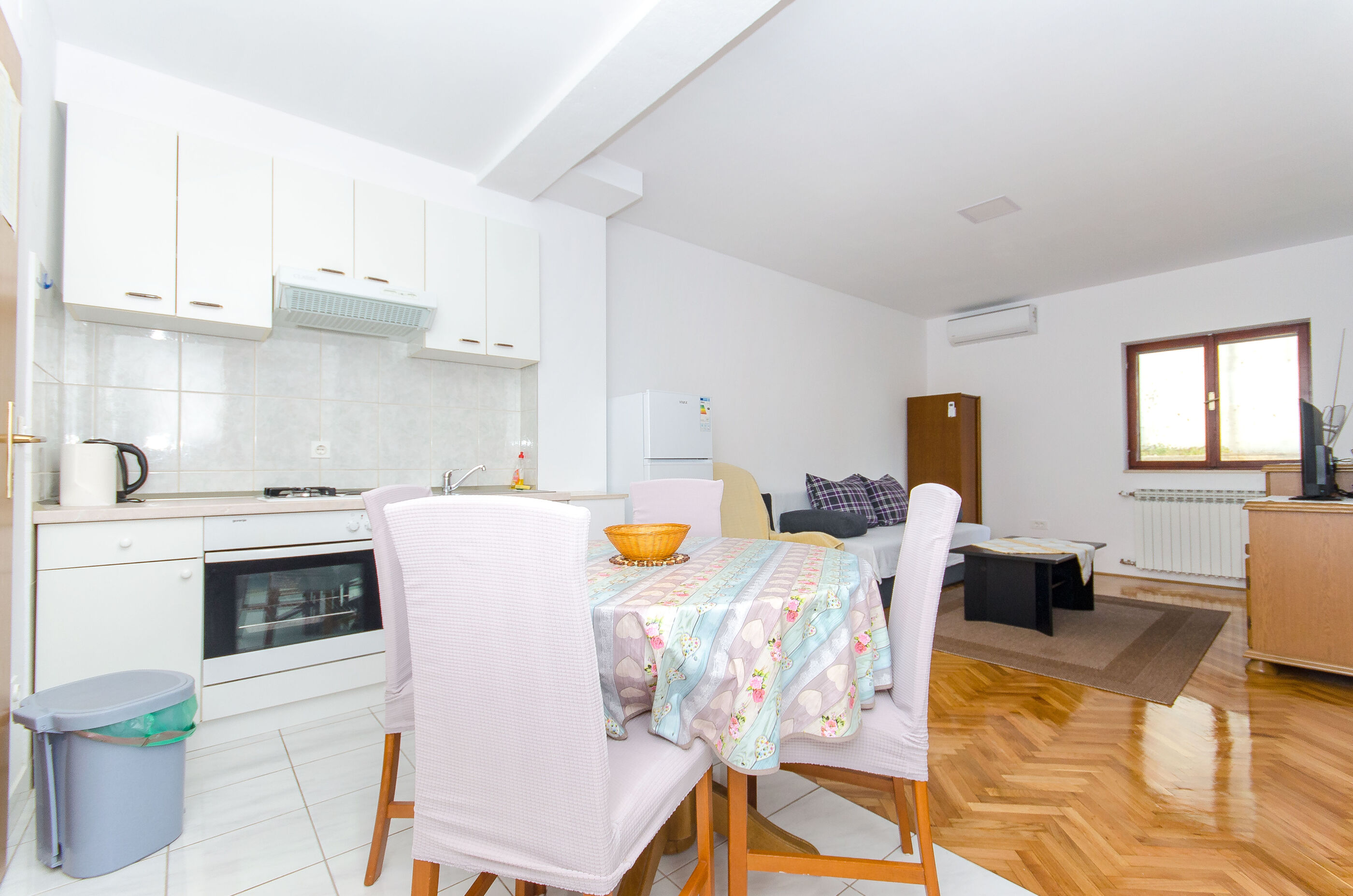 Apartments Marinko 37171-A5