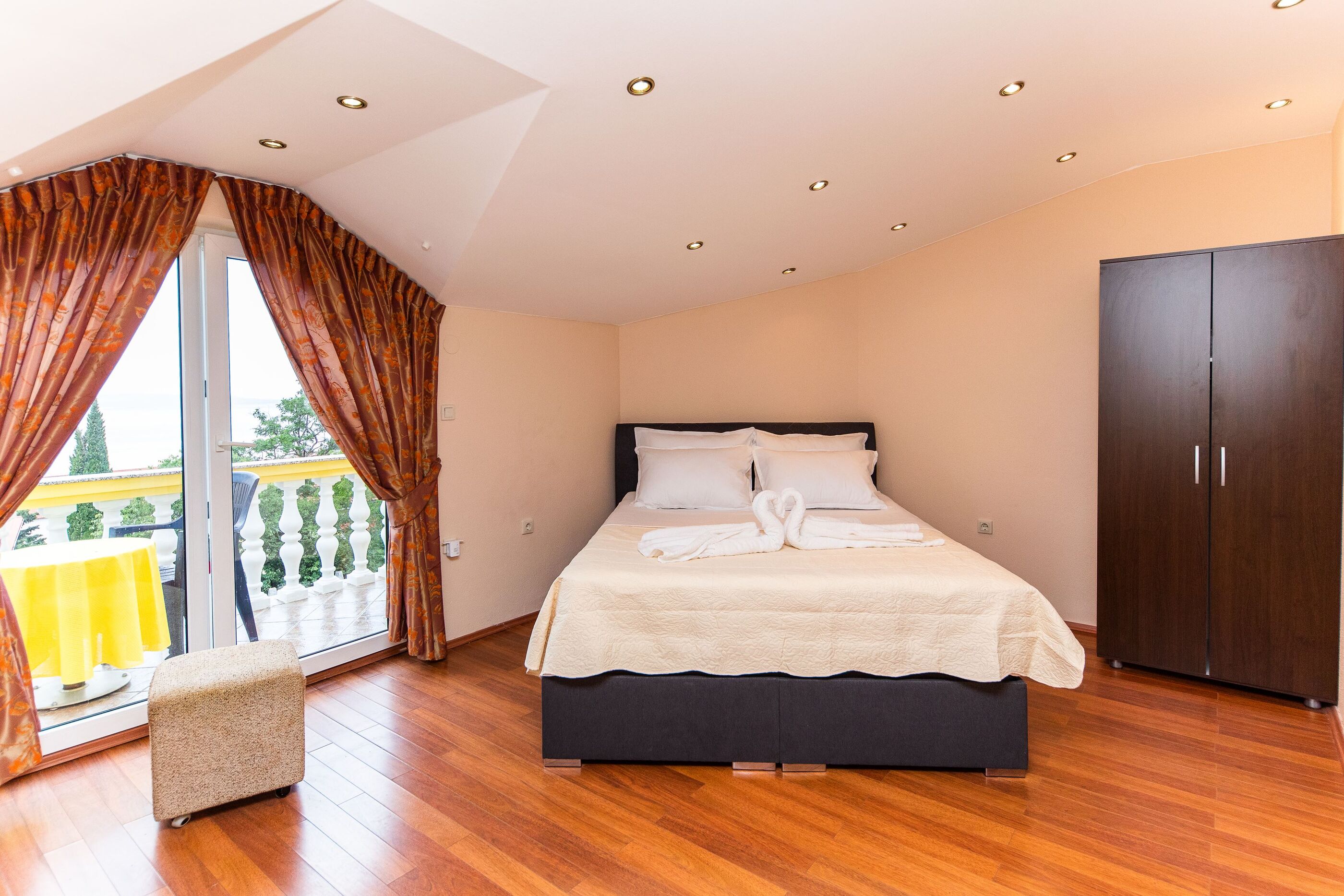 Apartments Artan 62401-A2