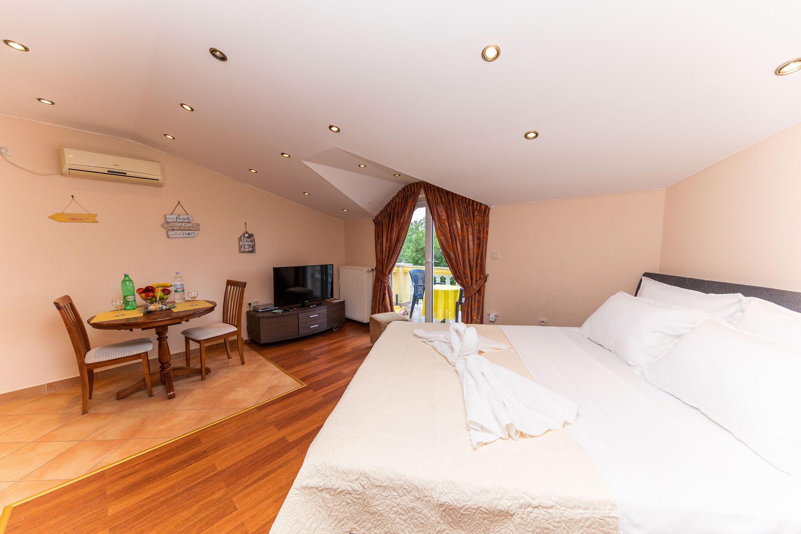 Apartments Artan 62401-A2