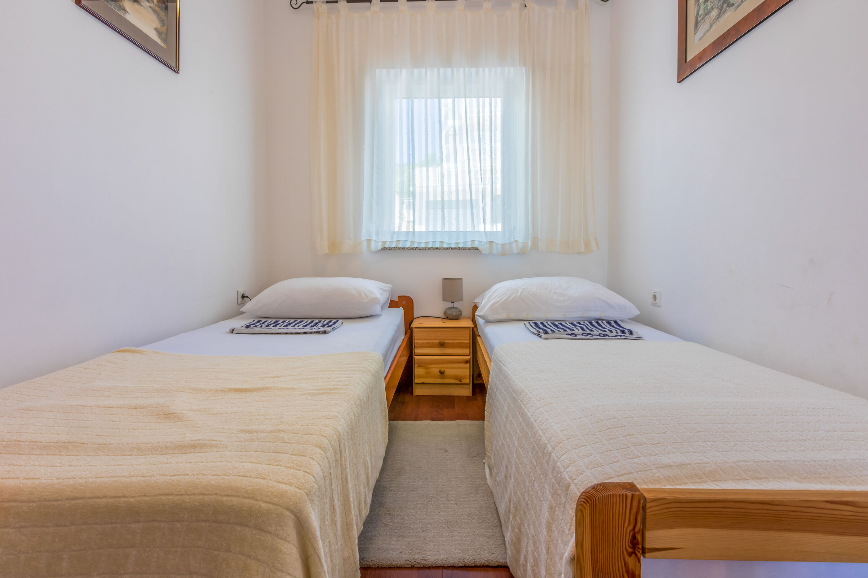 Apartments Stivic 62637-A1