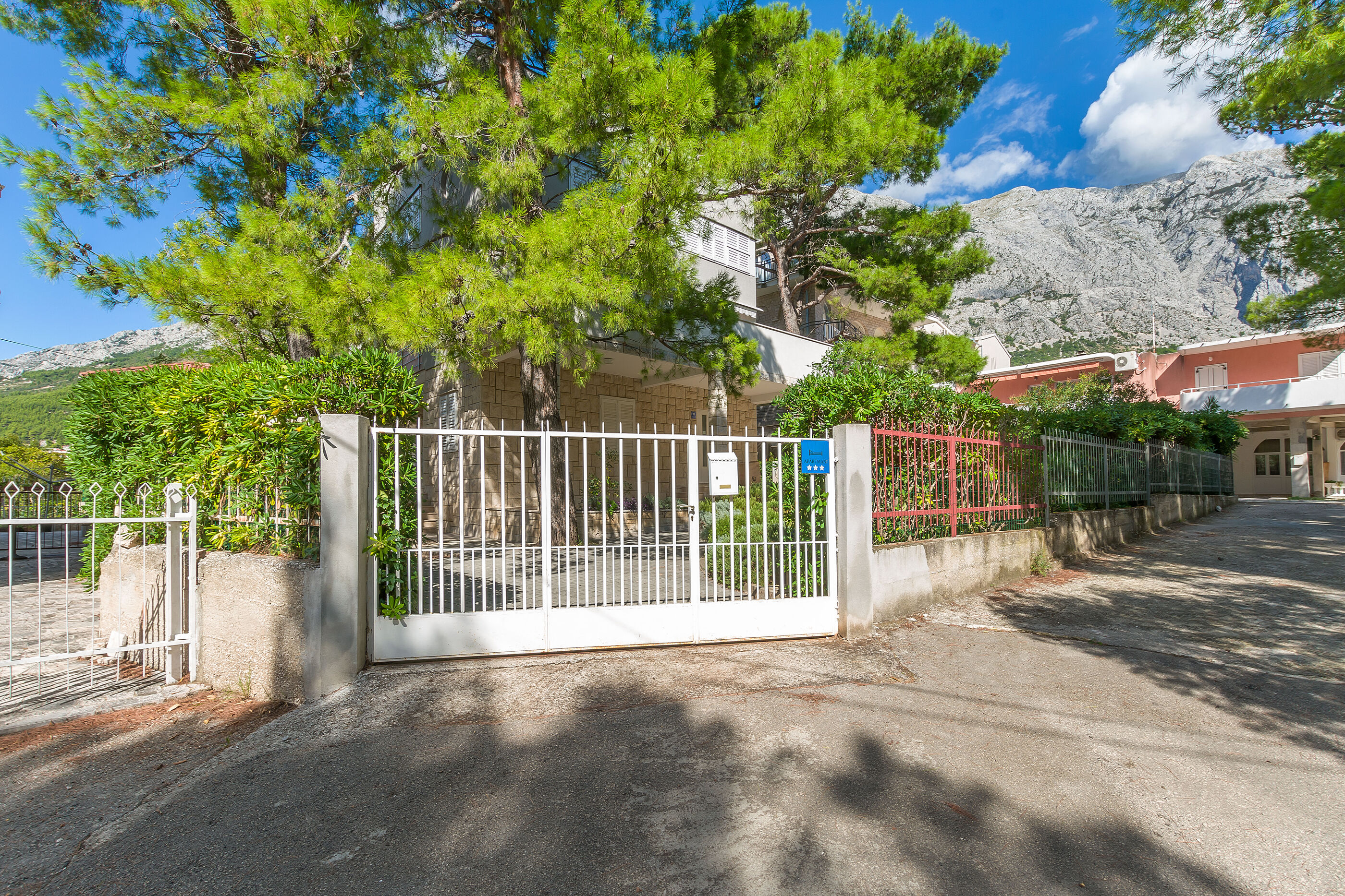 Apartments Dubravka 30251-A1