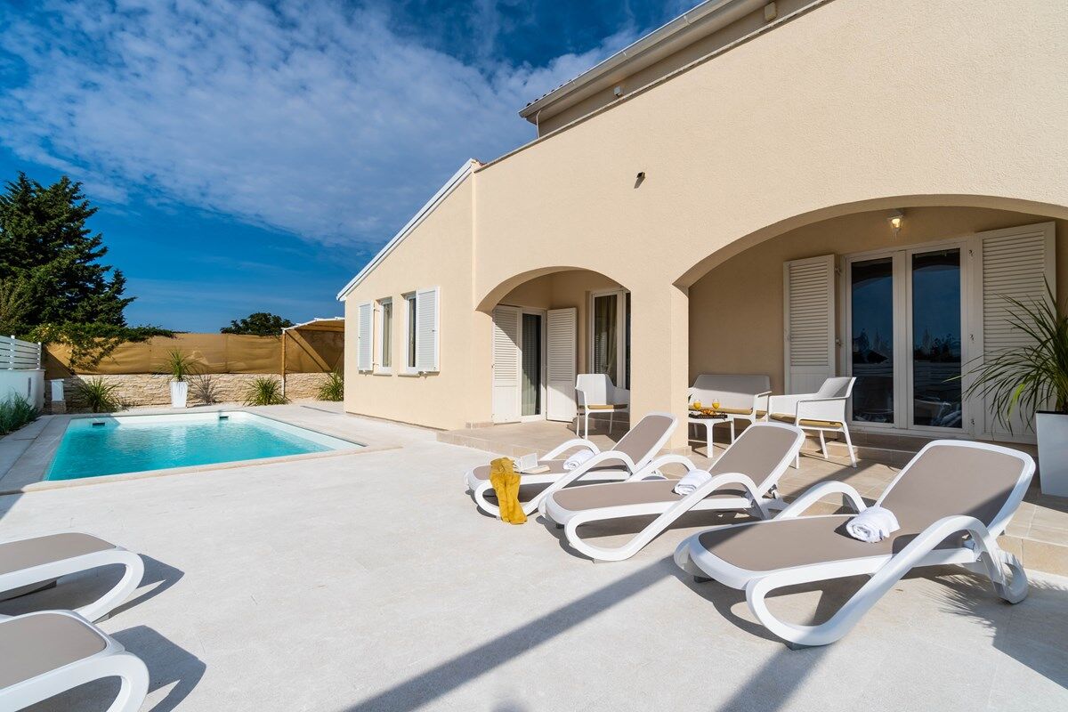 Villa Ostone 74188-K1