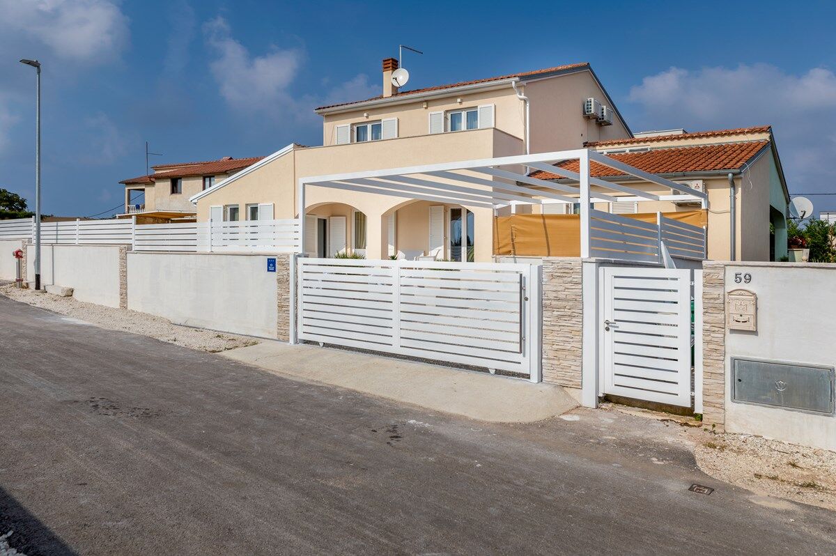 Villa Ostone 74188-K1