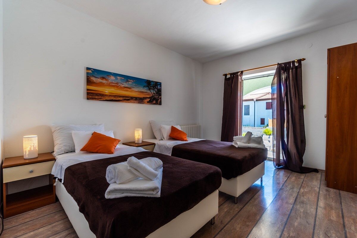 Villa Ostone 74188-K1