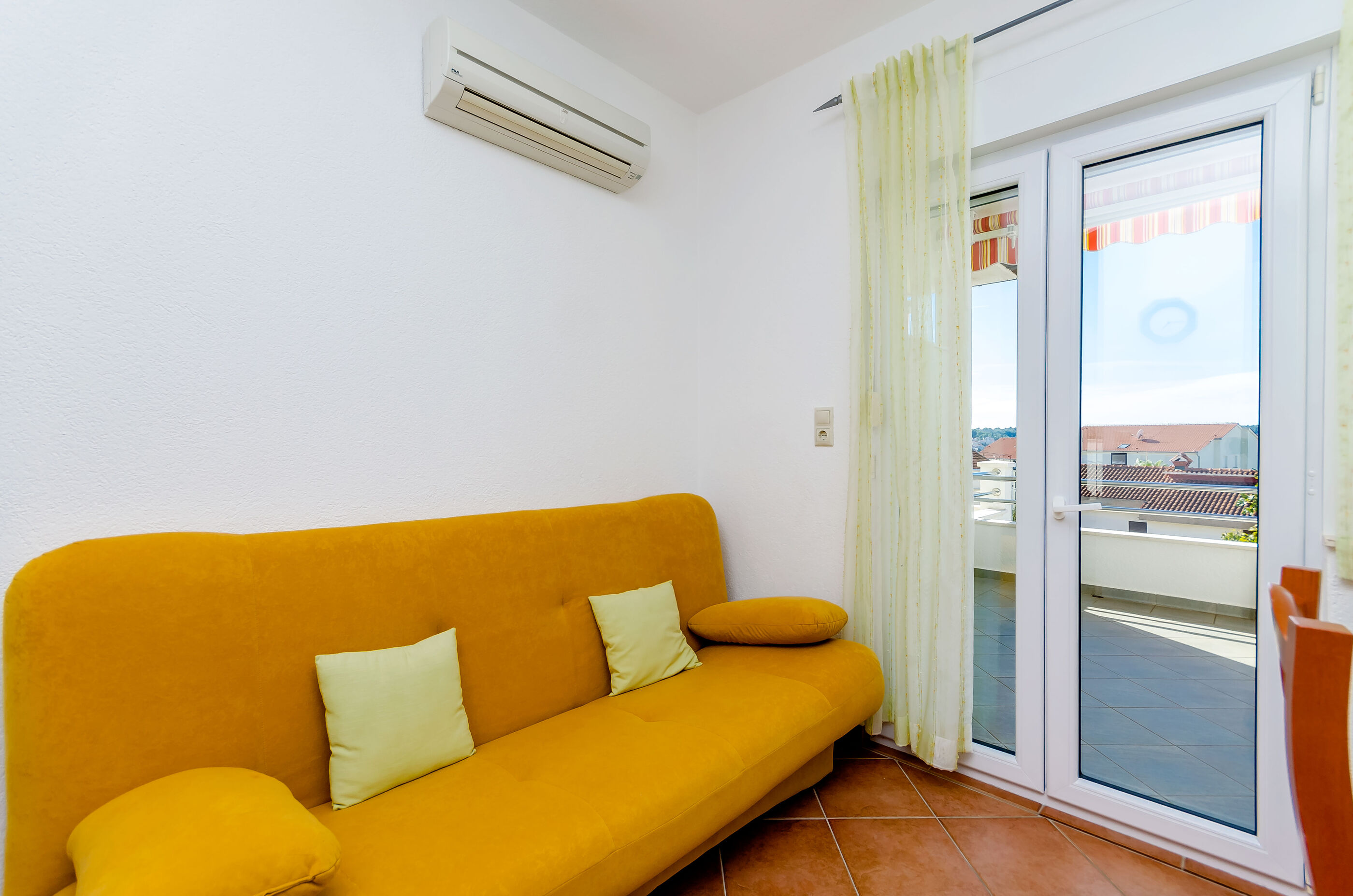 Apartments Palm tree 77811-A3