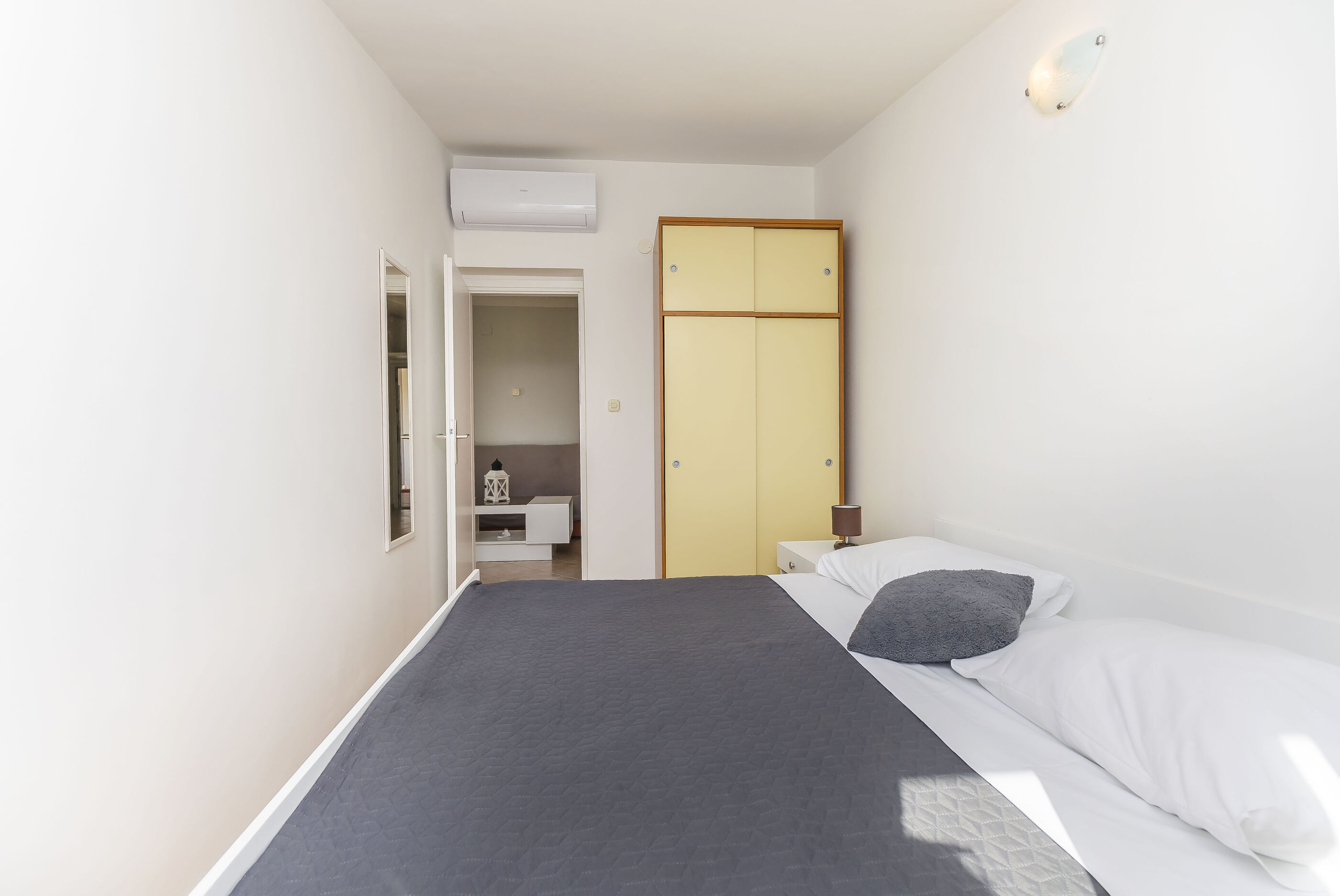 Apartments Manda 11561-A3