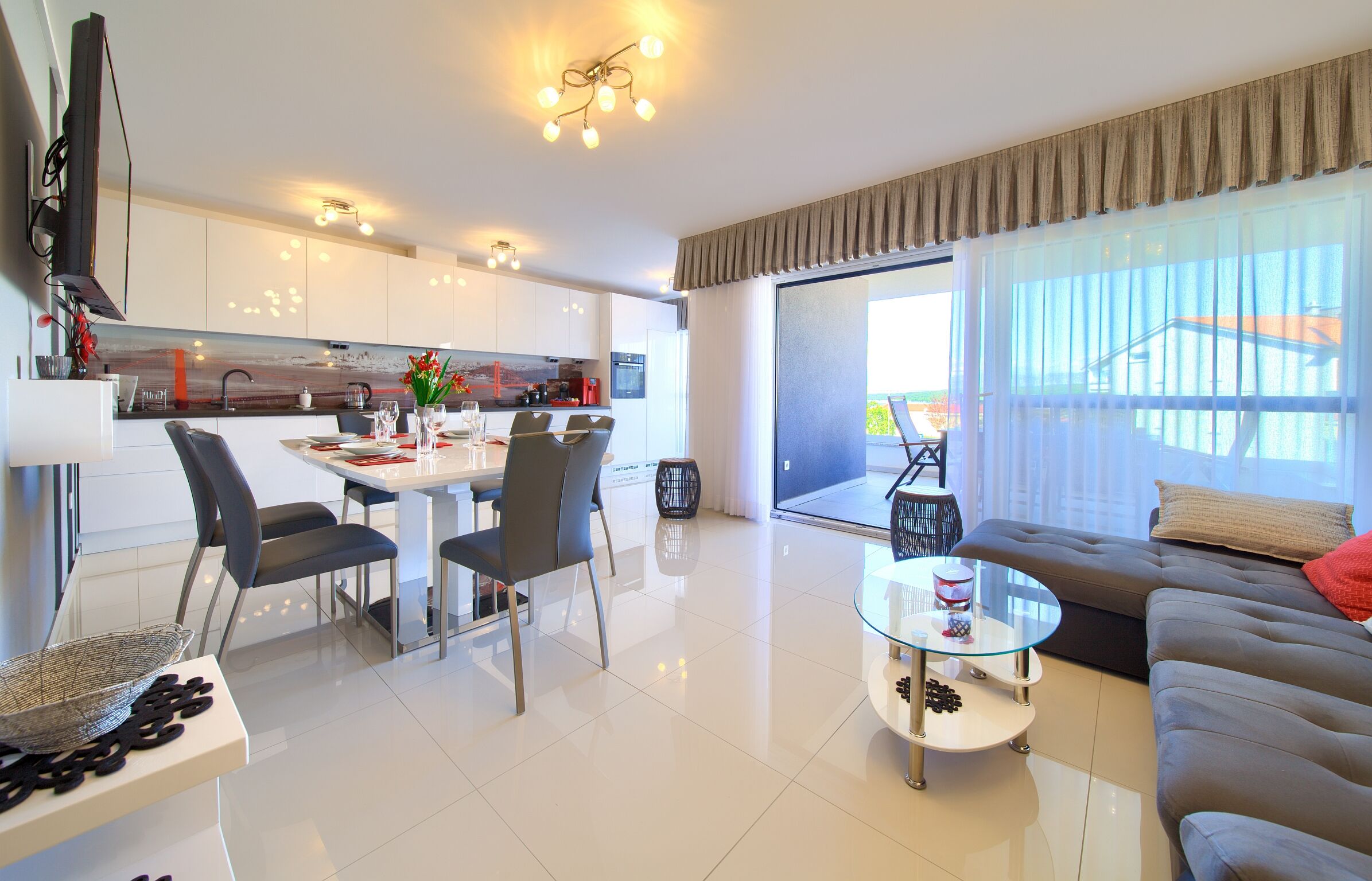 Apartment Crystal Aura 62255-A1