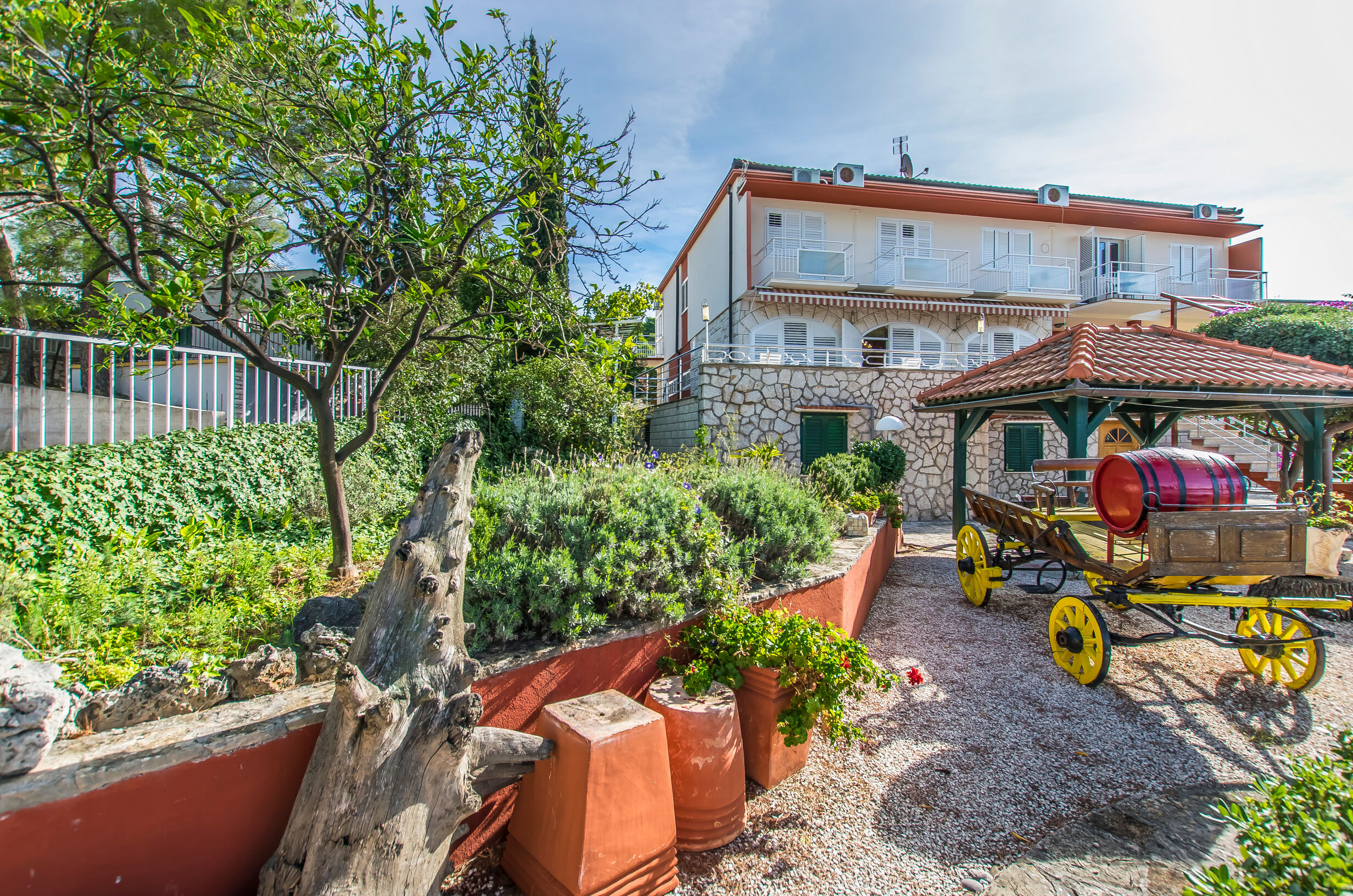 Apartment and Rooms Franka 79351-A2