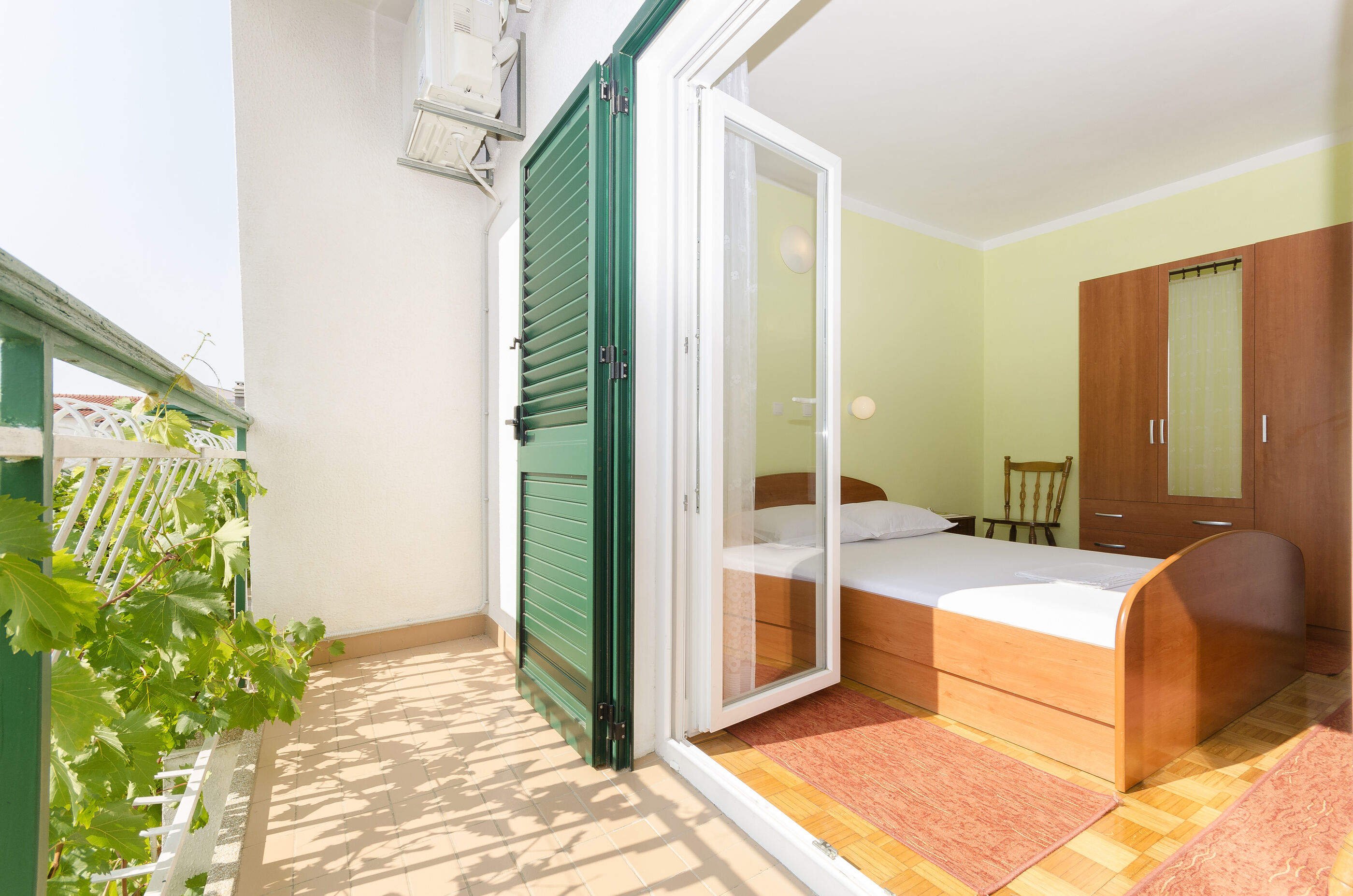 Rooms Dejana 76391-S4
