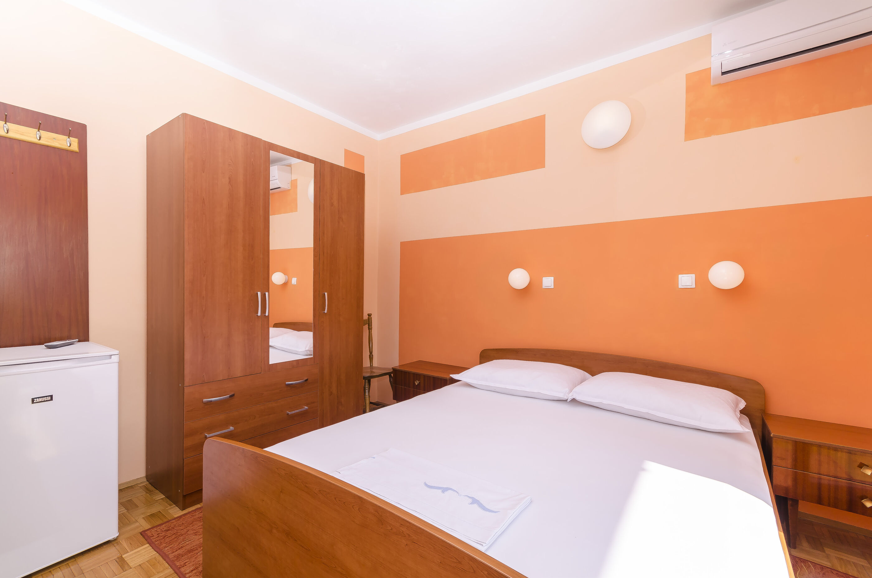 Rooms Dejana 76391-S5