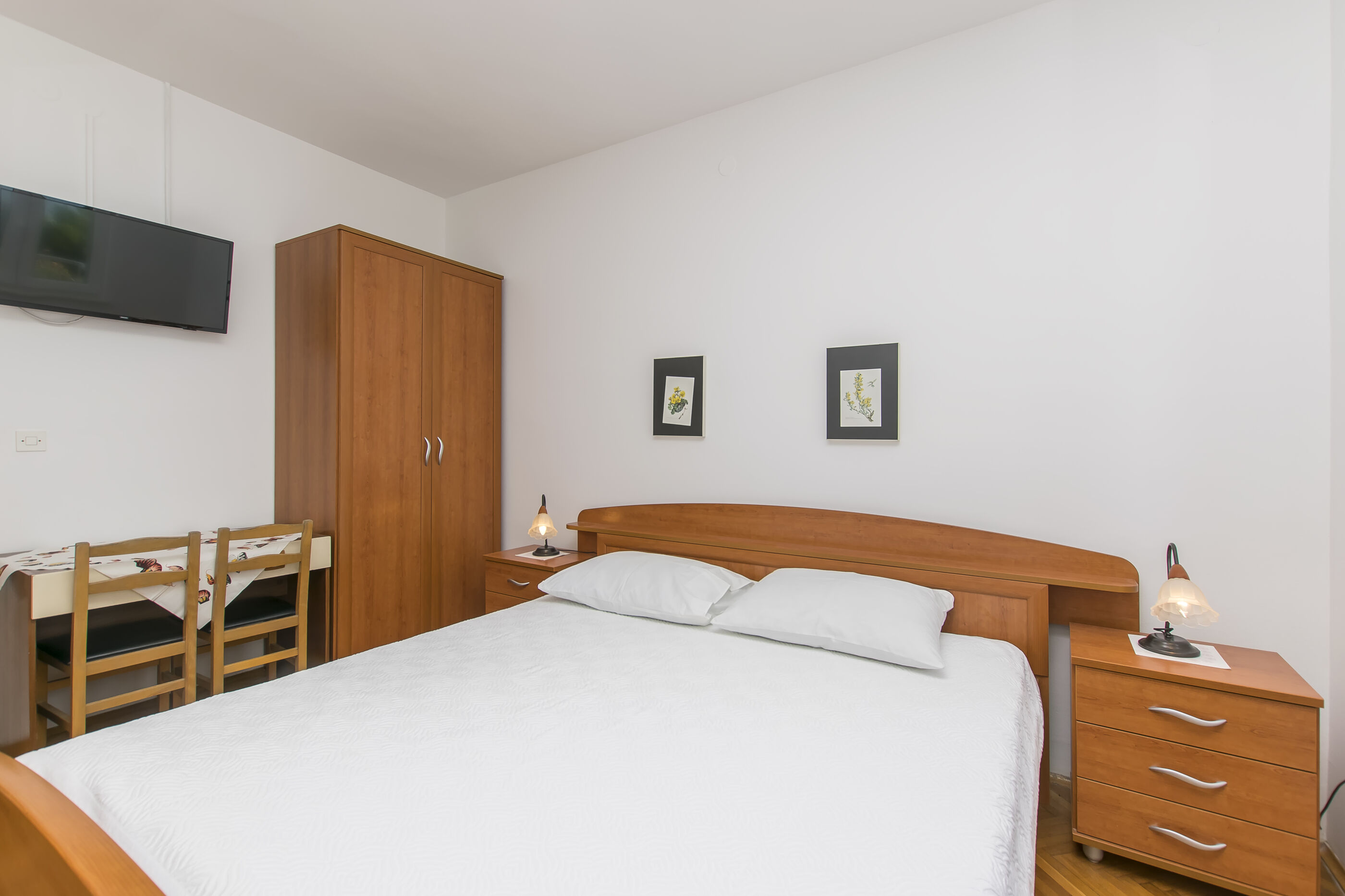 Apartment and Rooms Franka 79351-A2