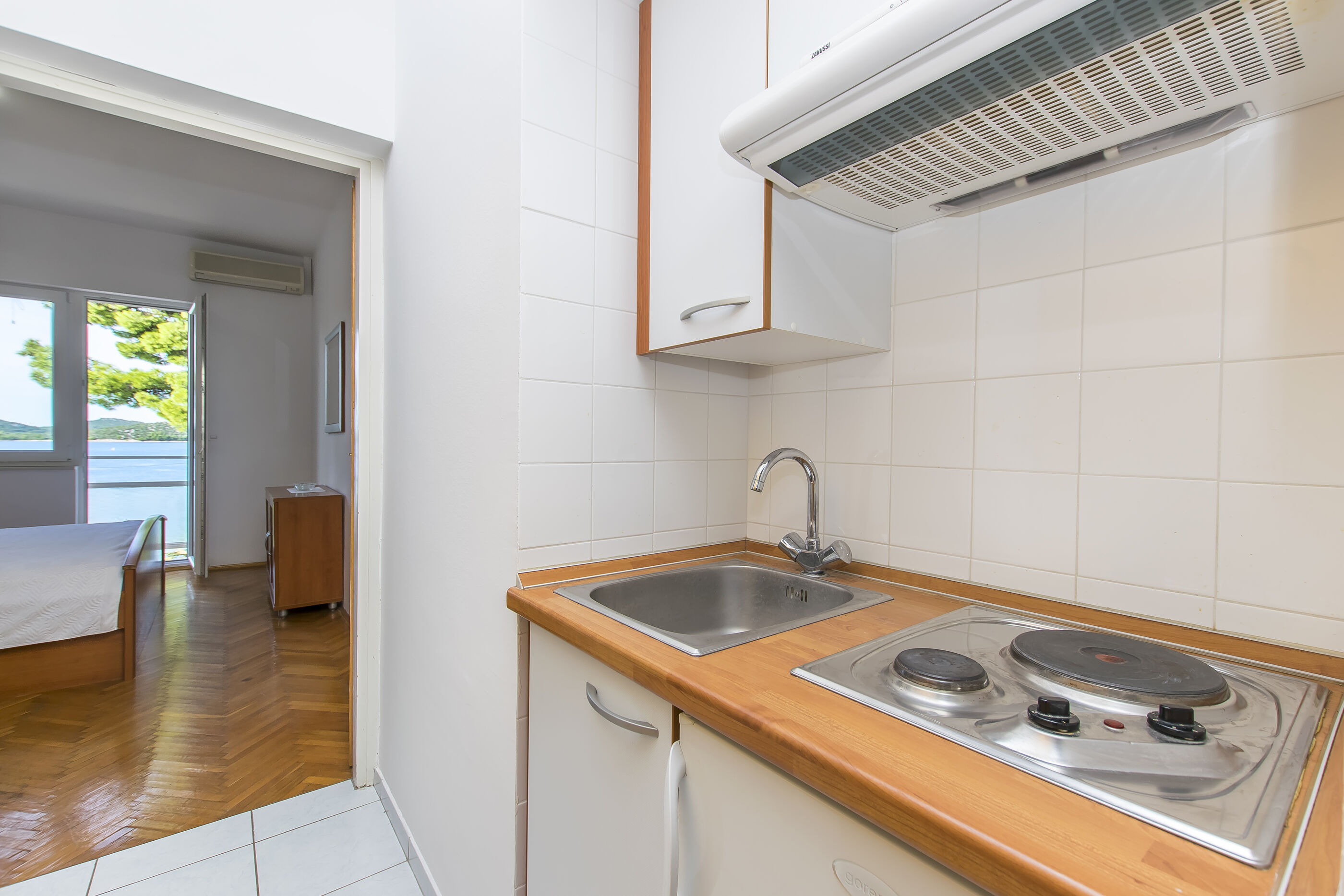 Apartment and Rooms Franka 79351-A2