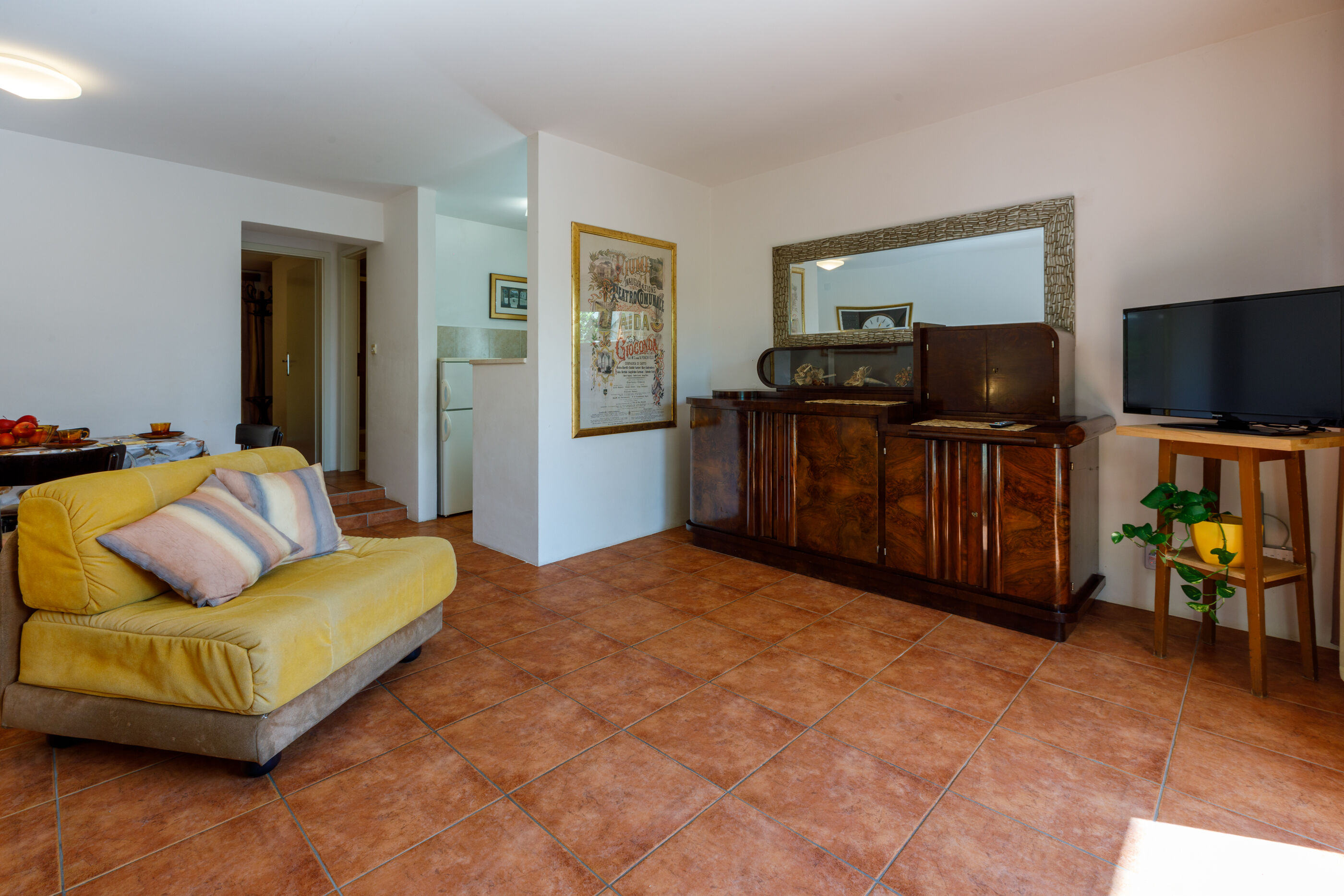 Apartments Lončarić 62761-A1