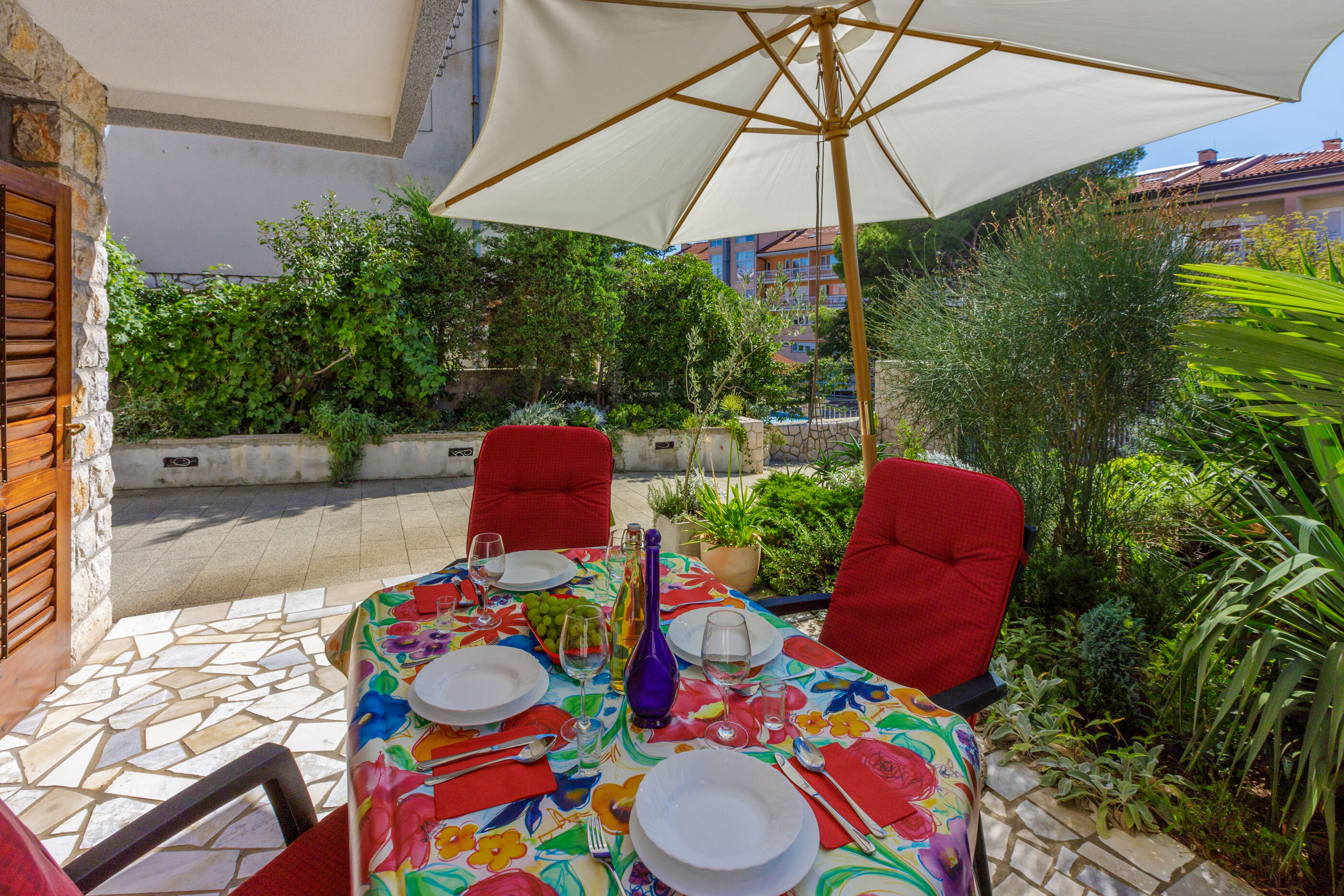 Apartments Lončarić 62761-A1