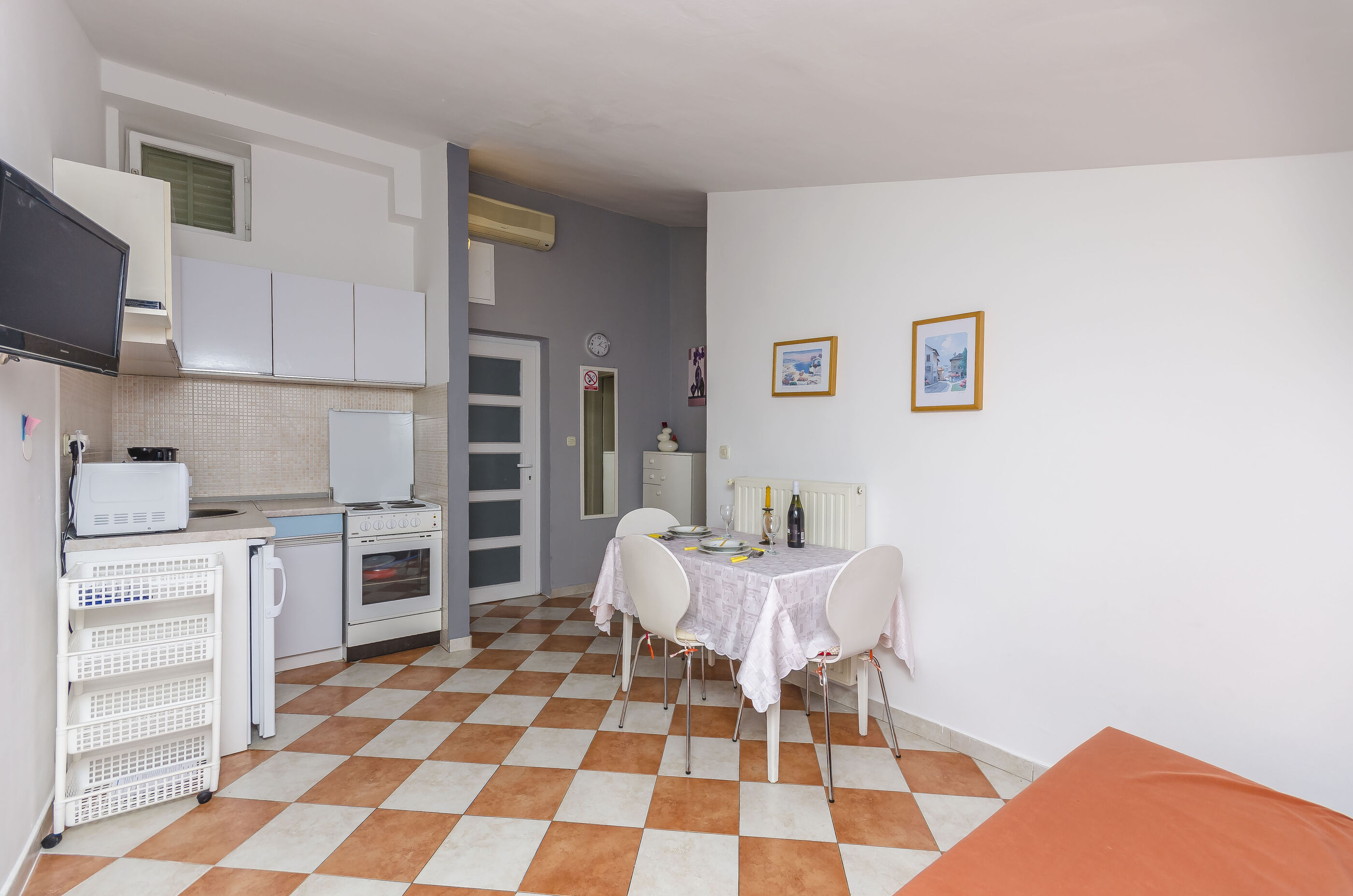 Apartments Manda 11561-A1
