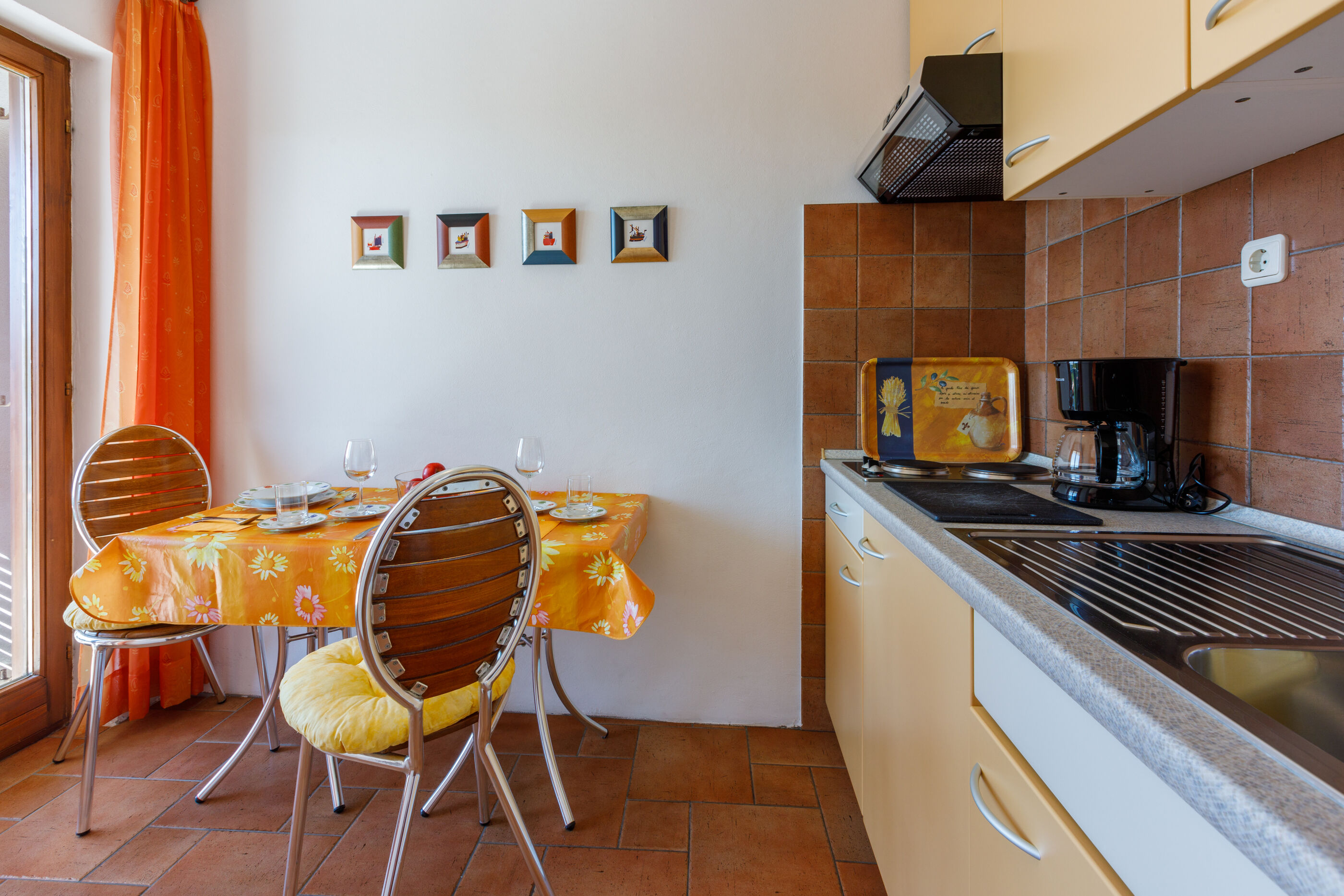 Apartments Lončarić 62761-A4