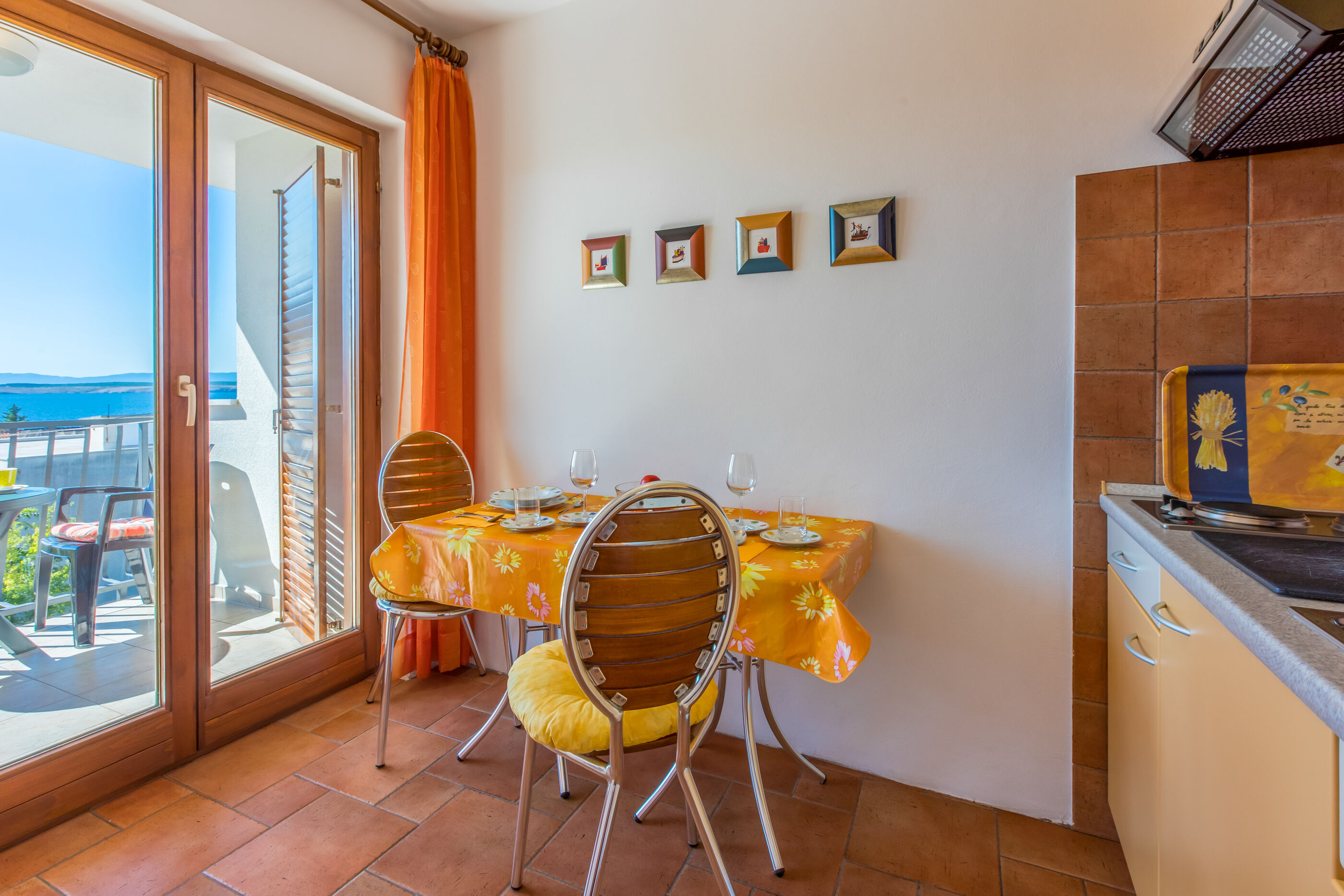Apartments Lončarić 62761-A4