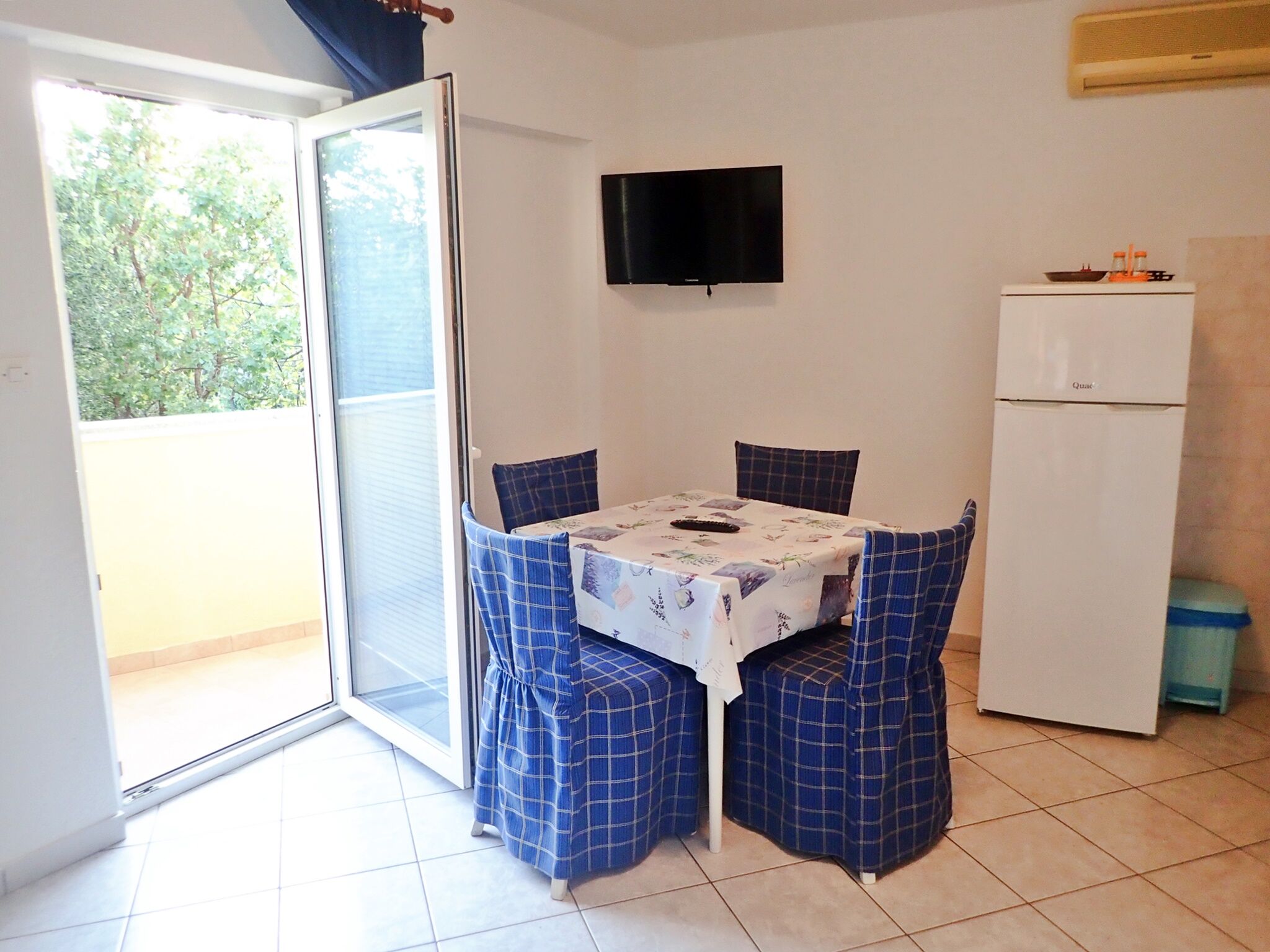 Apartments Nelka 79845-A2